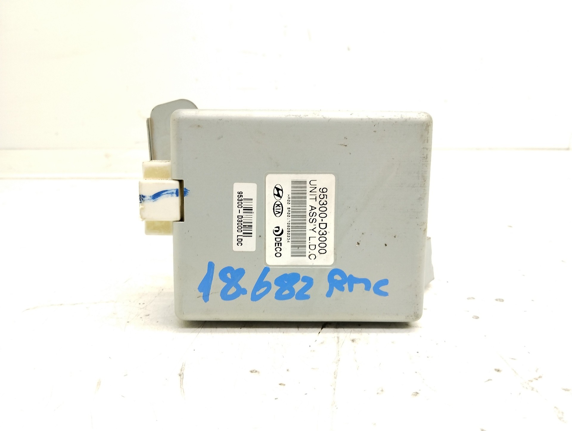 Recambio de modulo electronico para hyundai tucson classic blue referencia OEM IAM 95300D3000  