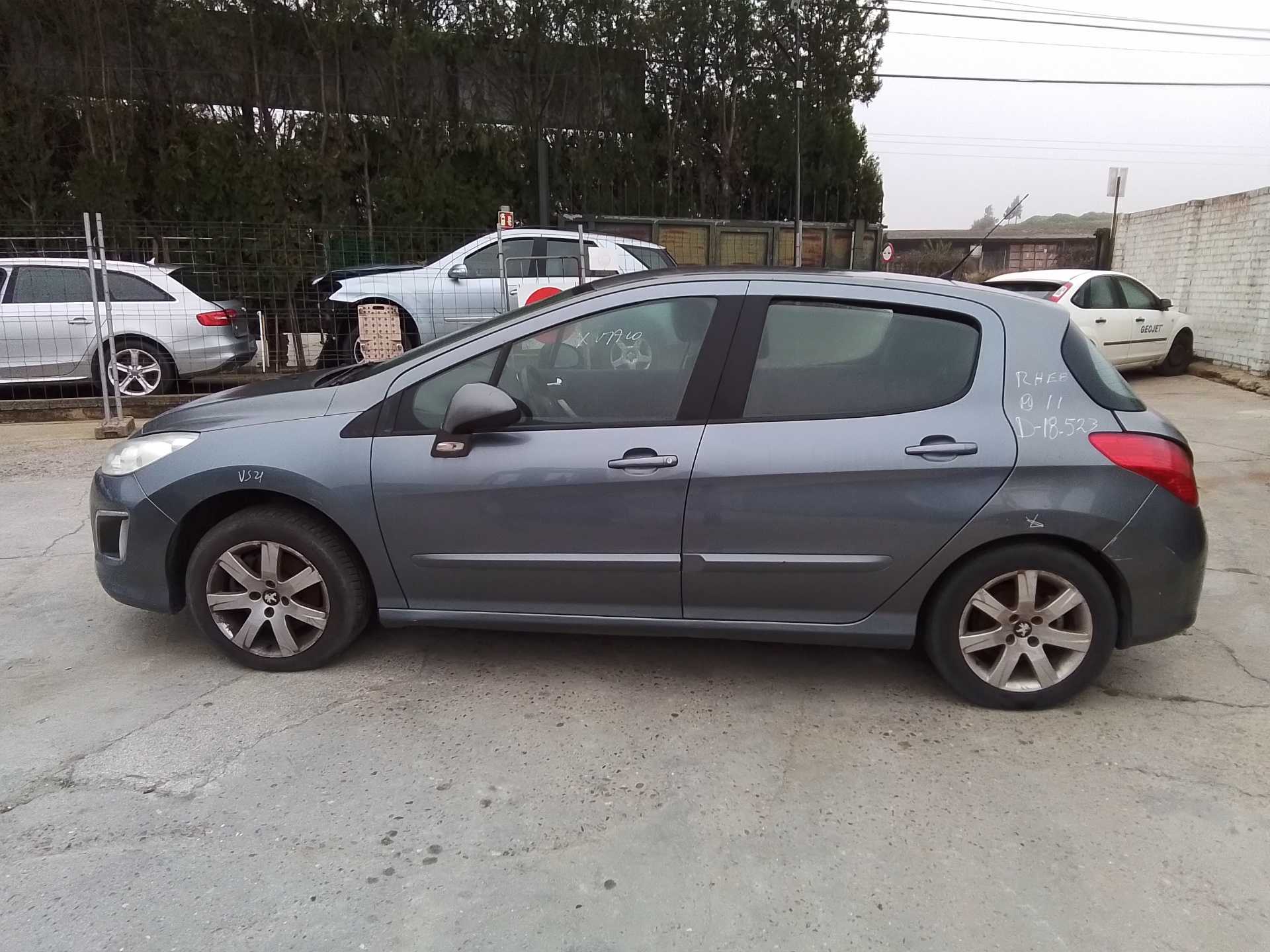 peugeot 308 del año 2012