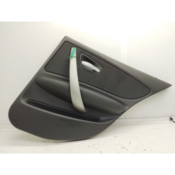 Recambio de guarnecido puerta trasera derecha para bmw serie 1 berlina (e81/e87) 118d referencia OEM IAM 51416975310 697986002 
