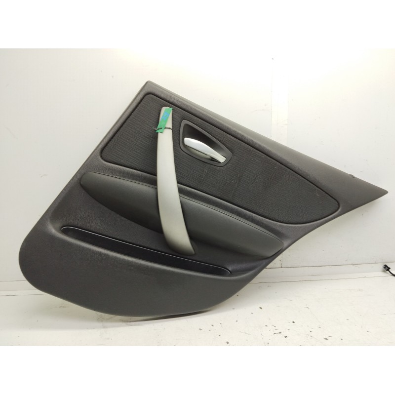 Recambio de guarnecido puerta trasera derecha para bmw serie 1 berlina (e81/e87) 118d referencia OEM IAM 51416975310 697986002 