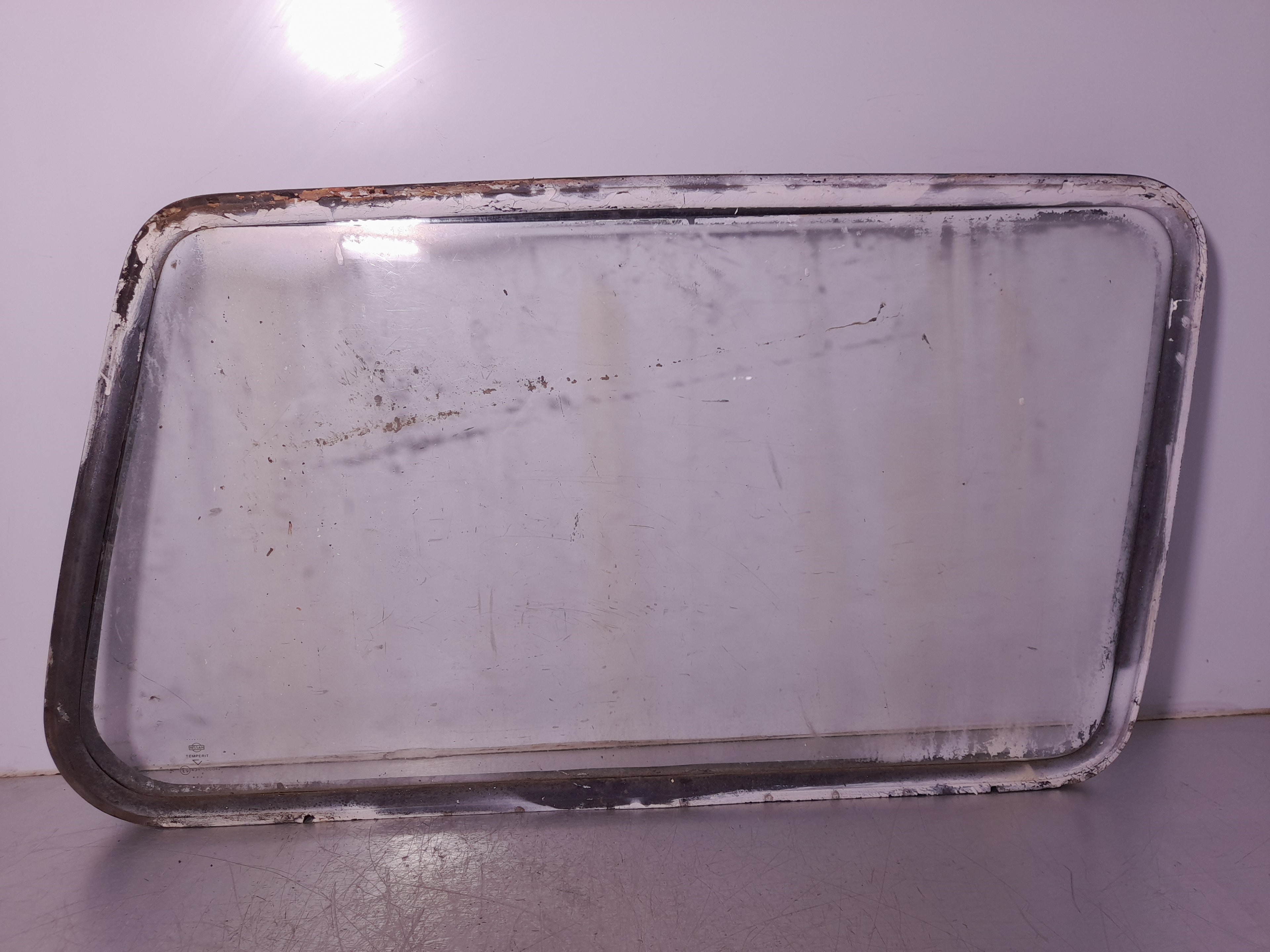 Recambio de luna lateral derecha para nissan patrol (k/w260) referencia OEM IAM   