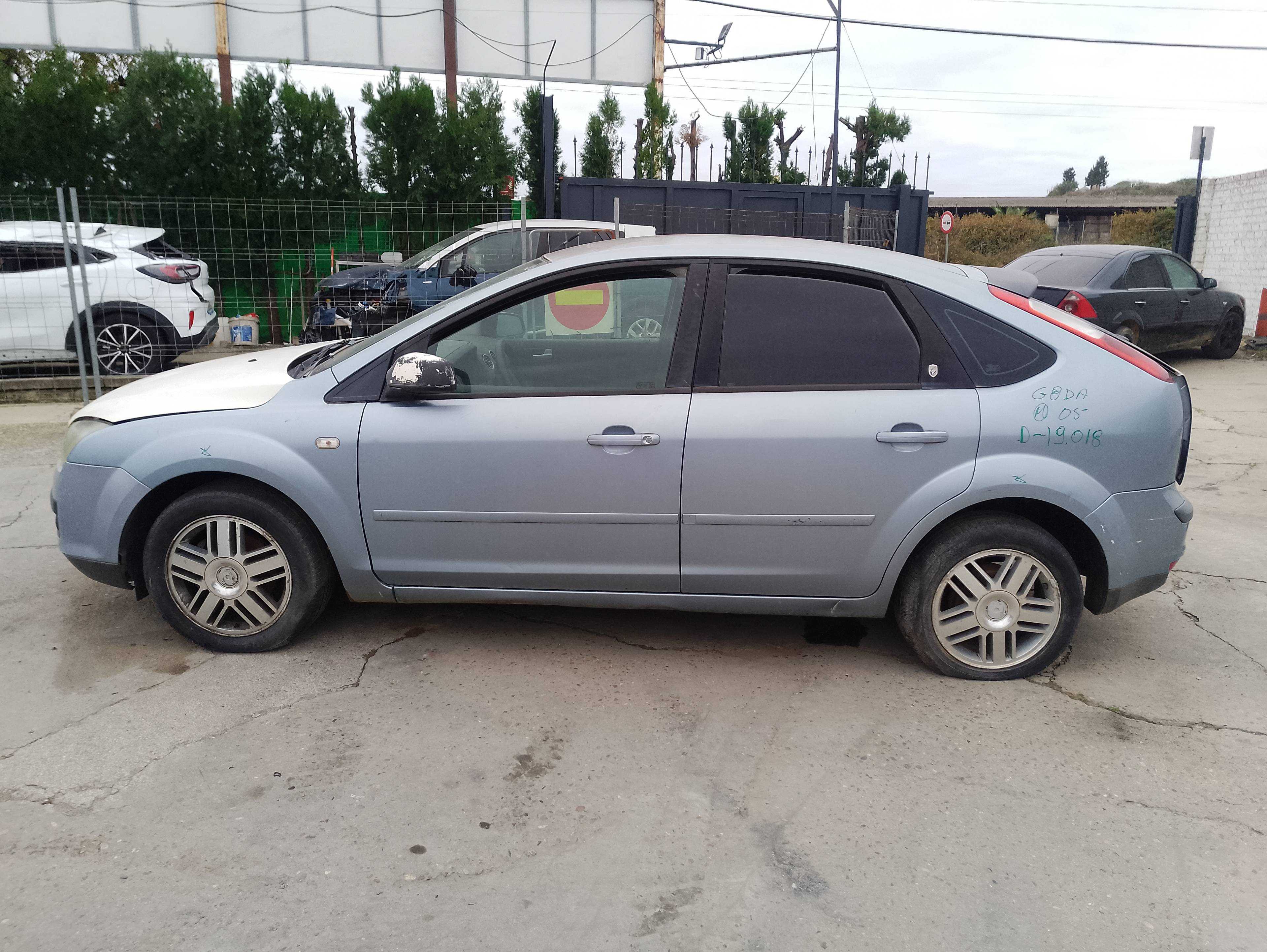 ford focus berlina (cap) del año 2005