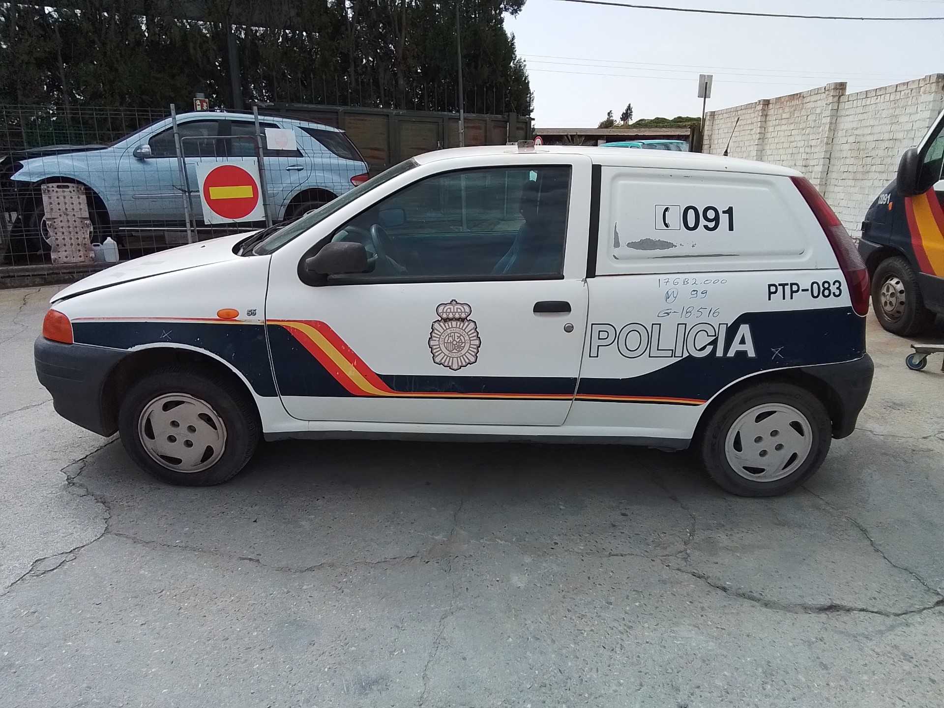 fiat punto berlina (176) del año 1950