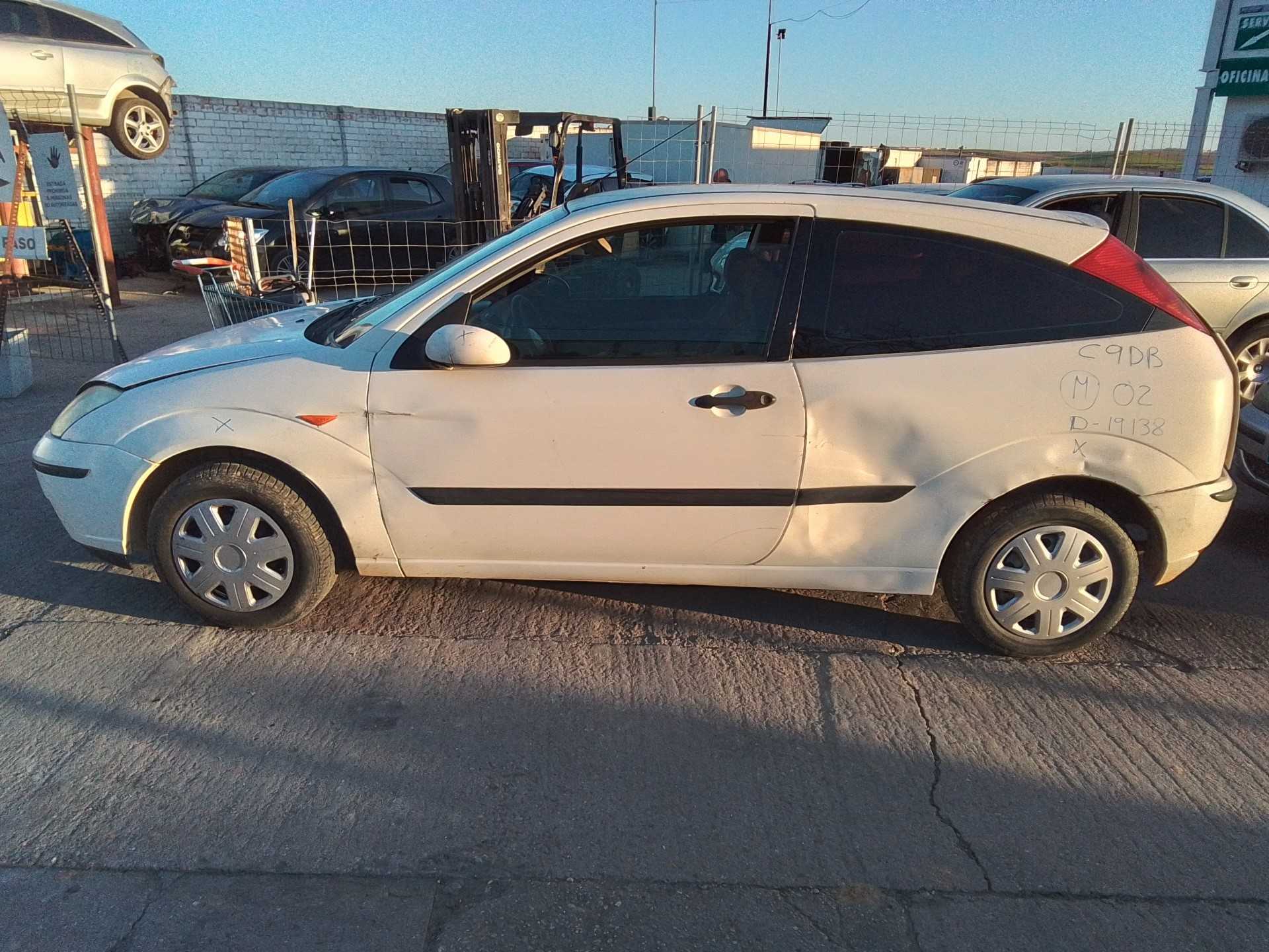 ford focus berlina (cak) del año 2002