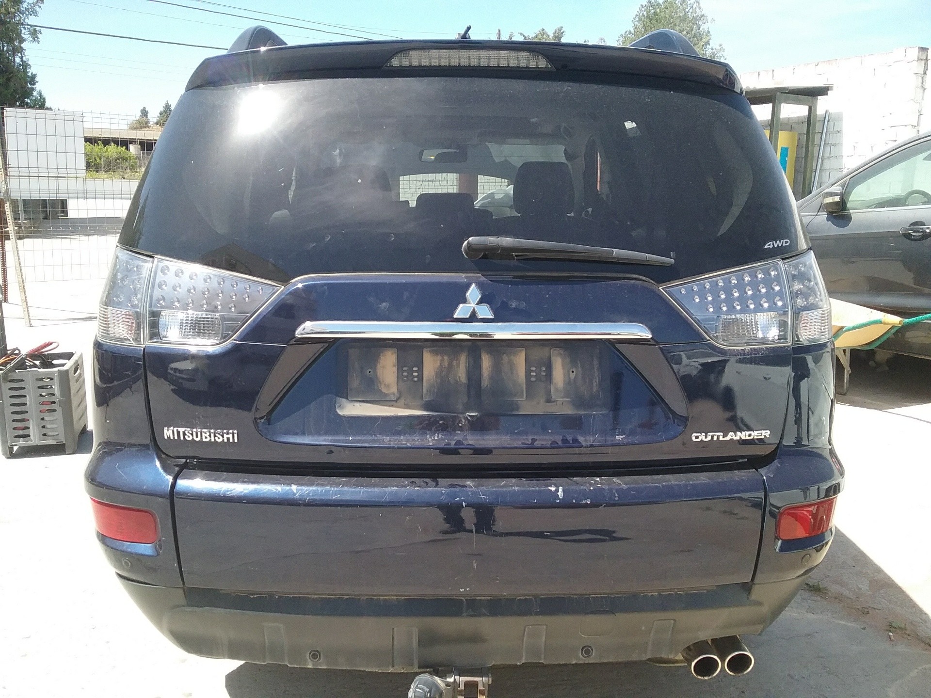 Recambio de porton trasero para mitsubishi outlander (cw0) challenge 4wd referencia OEM IAM   