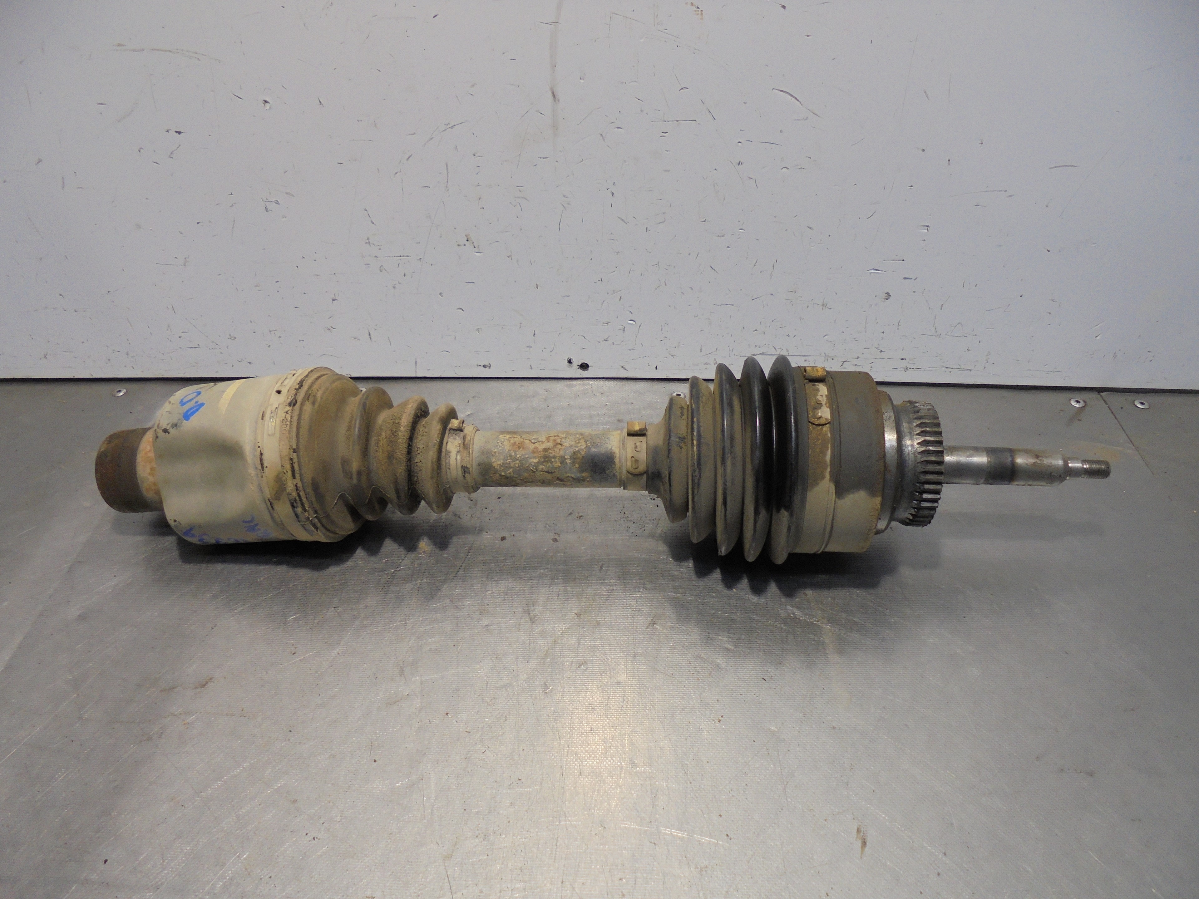 Recambio de transmision delantera derecha para ssangyong actyon sports 2.0 td cat referencia OEM IAM   