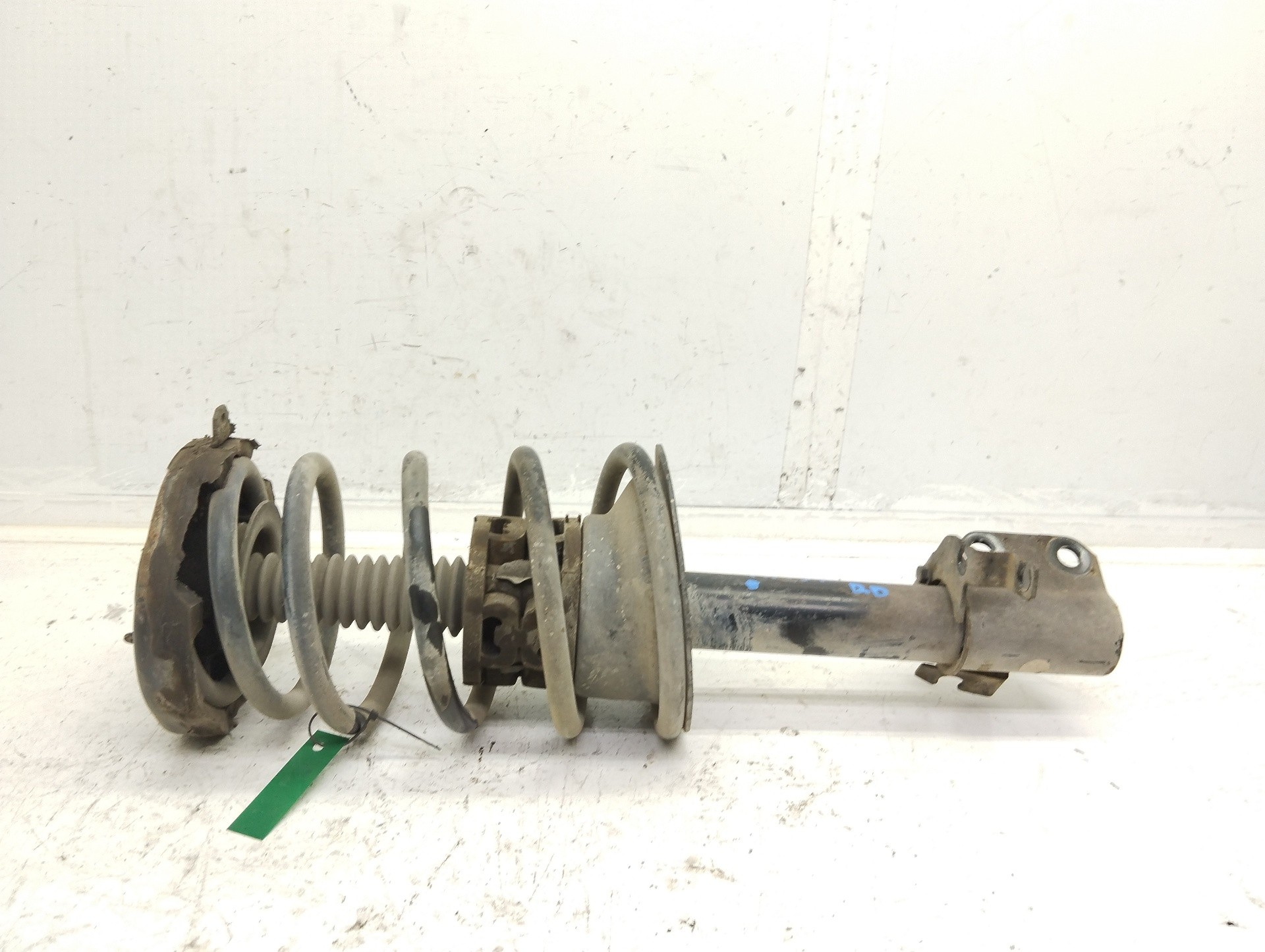 Recambio de amortiguador delantero derecho para renault megane i classic (la0) referencia OEM IAM   