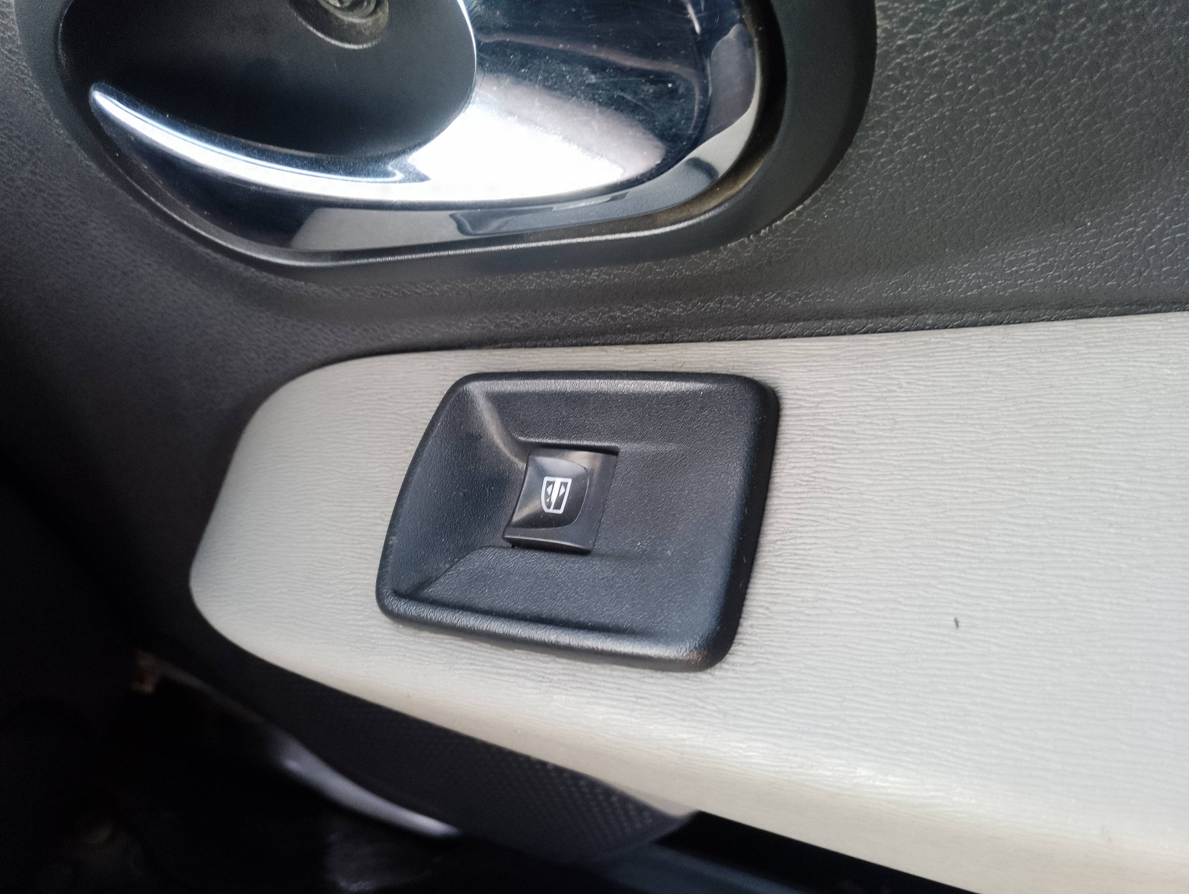 Recambio de mando elevalunas delantero derecho para dacia lodgy ambiance referencia OEM IAM   