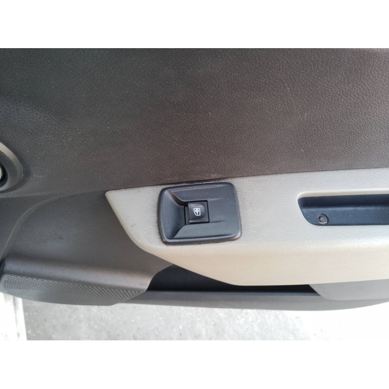 Recambio de mando elevalunas trasero derecho para dacia lodgy ambiance referencia OEM IAM   