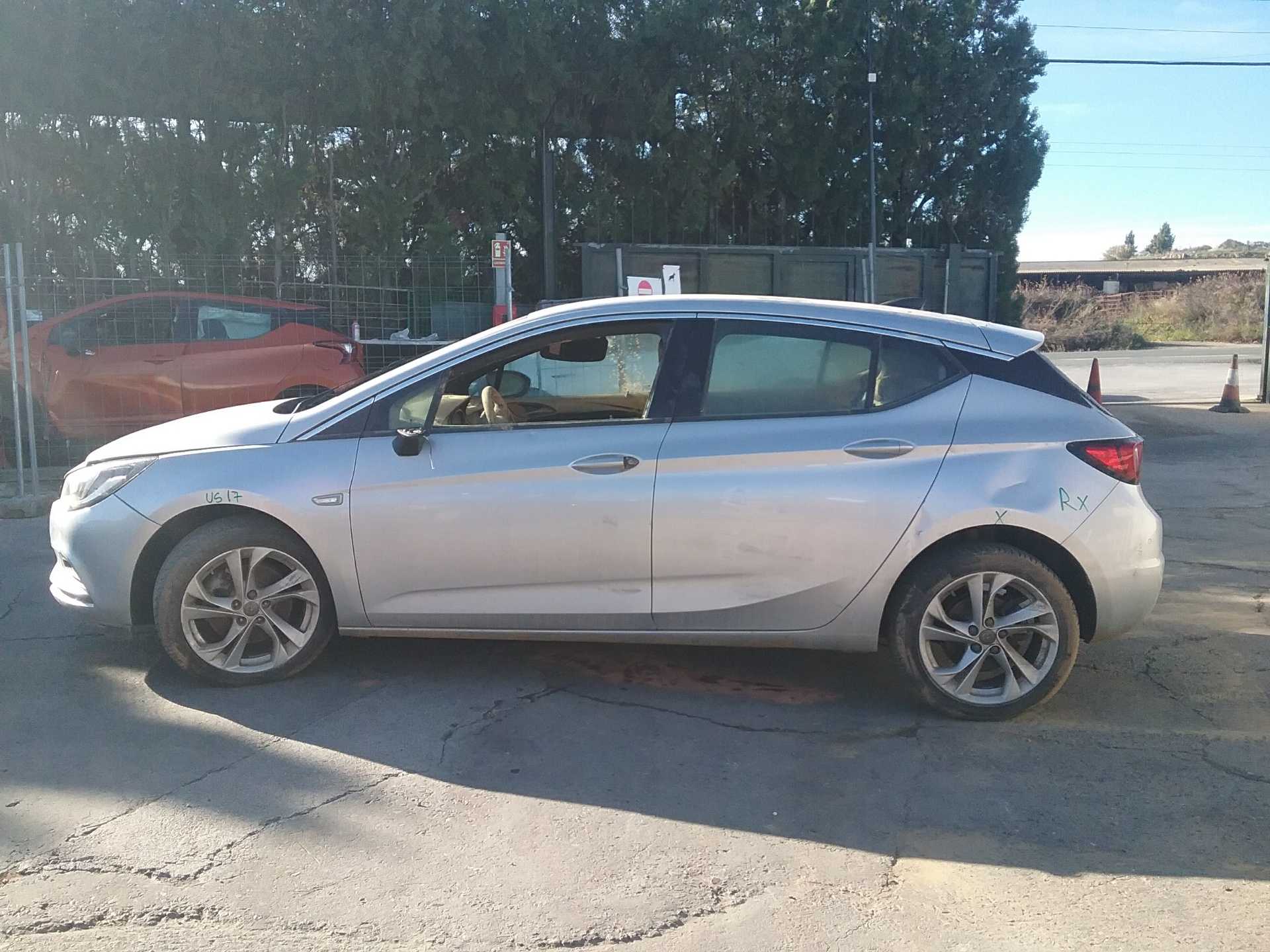 opel astra k lim. 5türig del año 2016