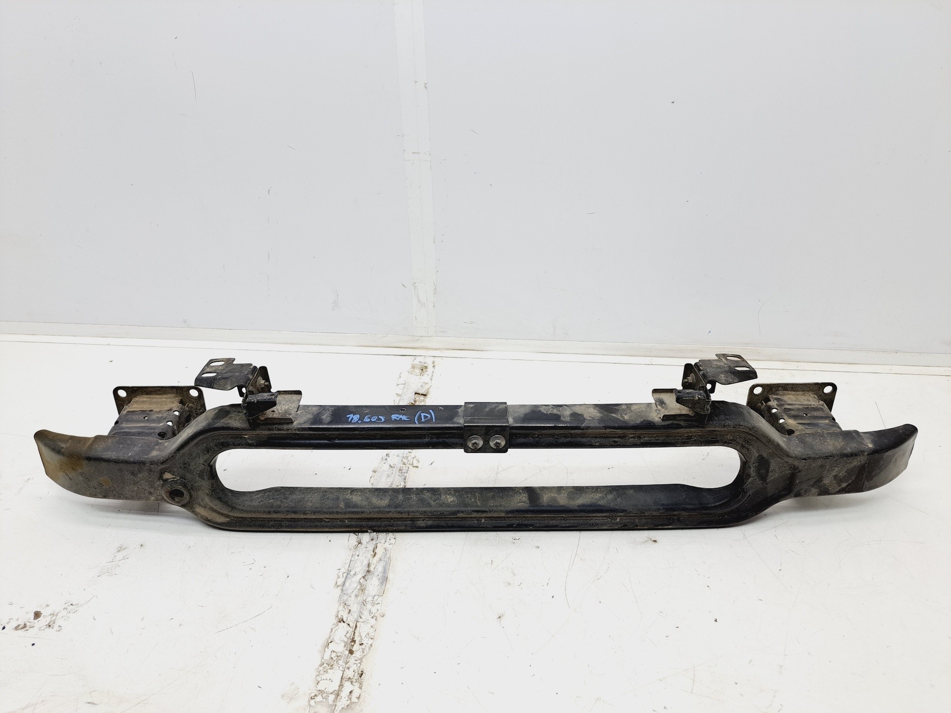 Recambio de refuerzo paragolpes delantero para peugeot 407 coupe básico referencia OEM IAM   