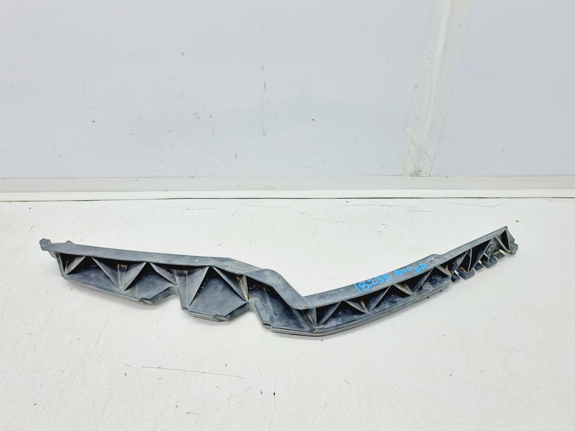 Recambio de moldura paragolpes delantera derecha para skoda octavia berlina (1z3) active referencia OEM IAM 1Z0807184A  