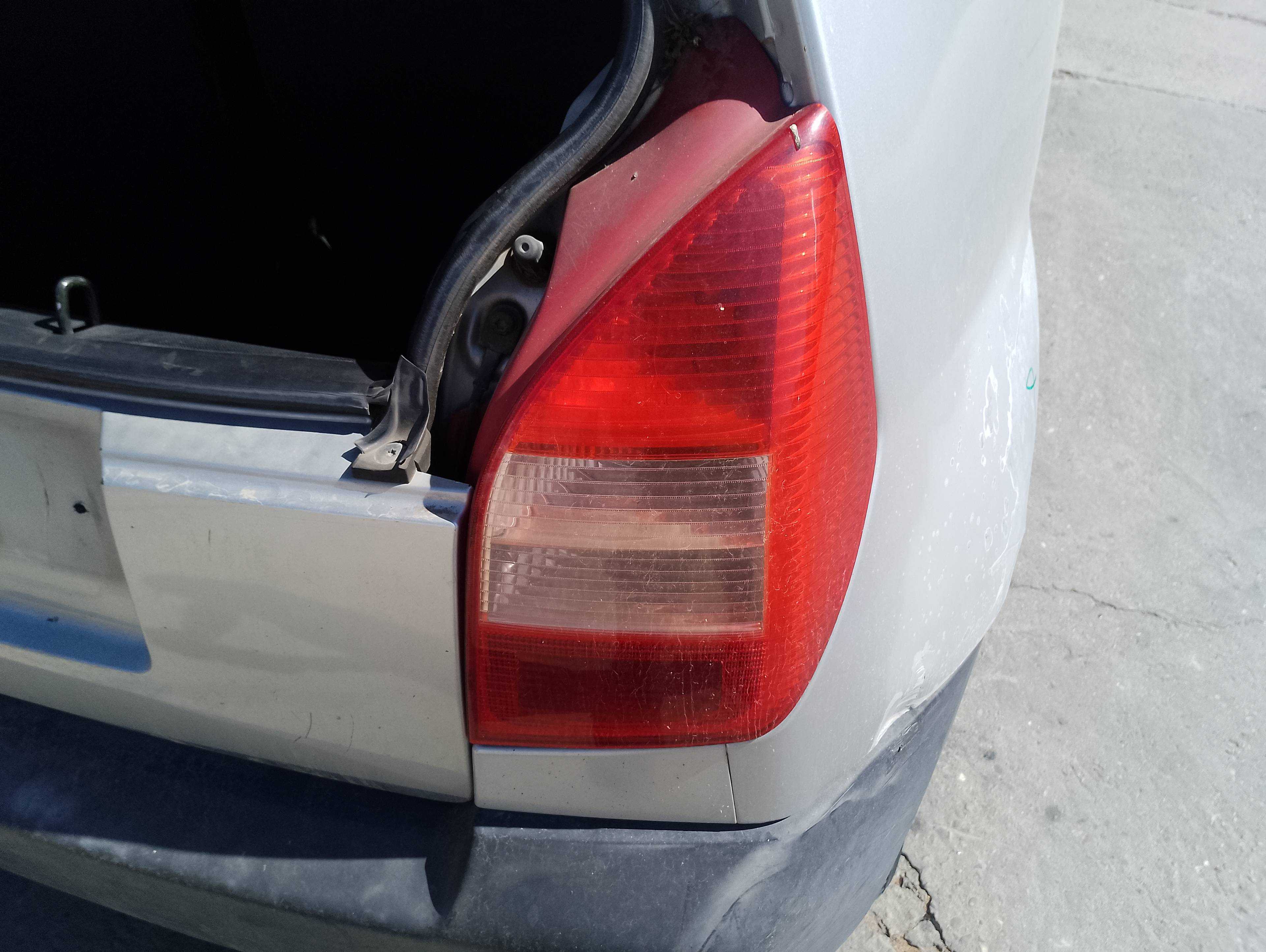 Recambio de piloto trasero derecho para citroën c2 audace referencia OEM IAM   
