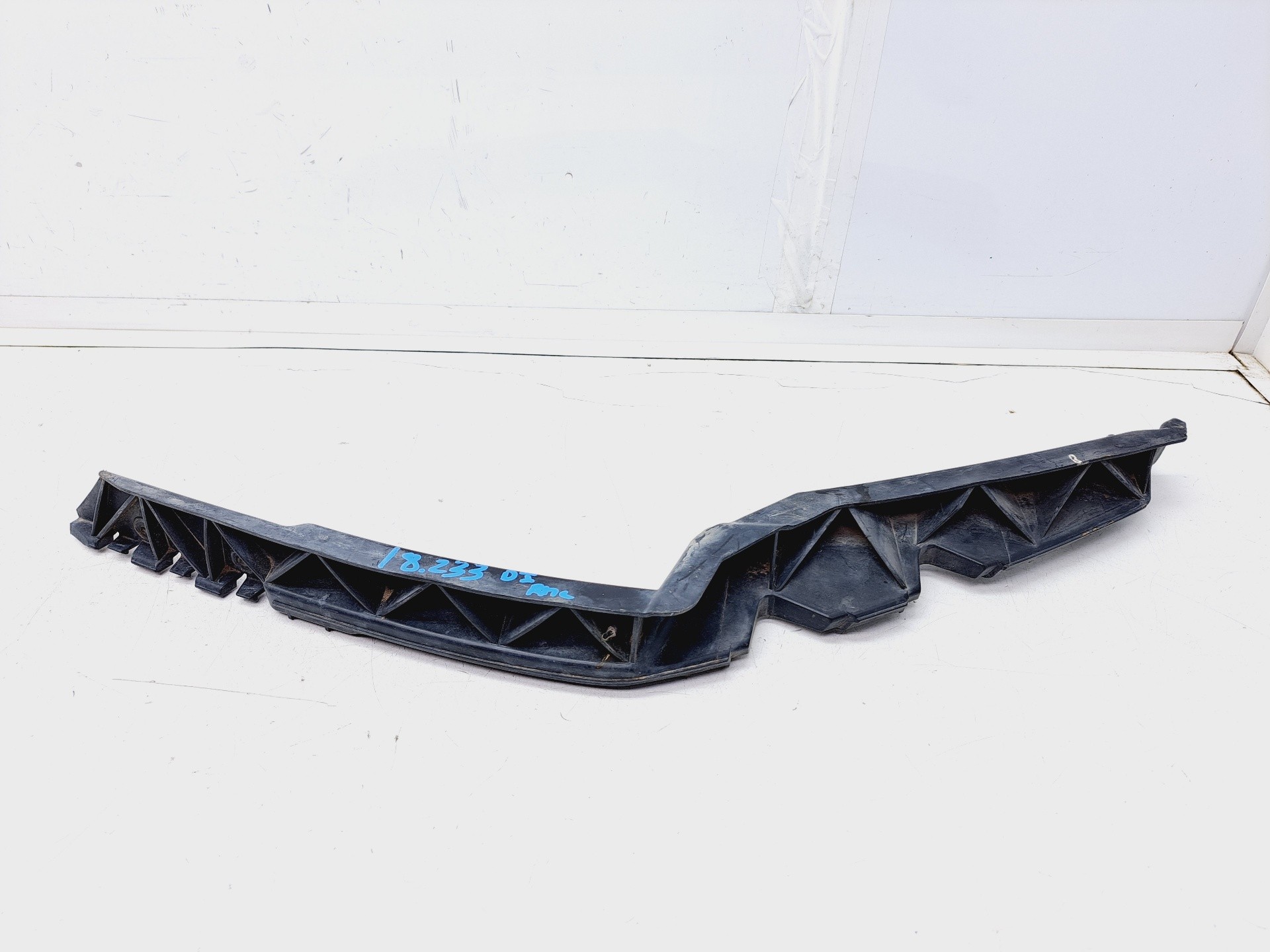 Recambio de moldura paragolpes delantera izquierda para skoda octavia berlina (1z3) active referencia OEM IAM 1Z0807183A  