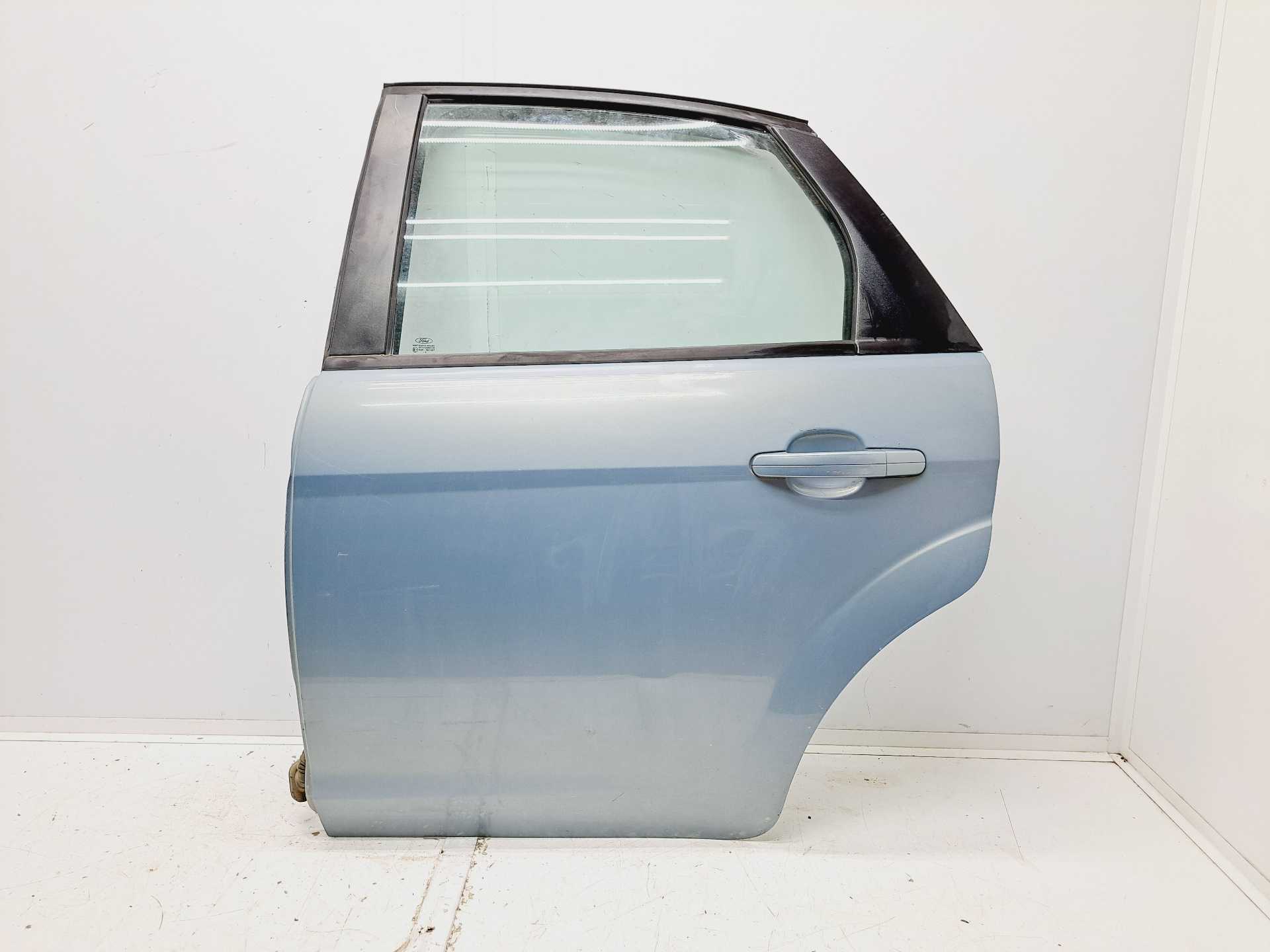 Recambio de puerta trasera izquierda para ford focus berlina (cap) ambiente (d) referencia OEM IAM   
