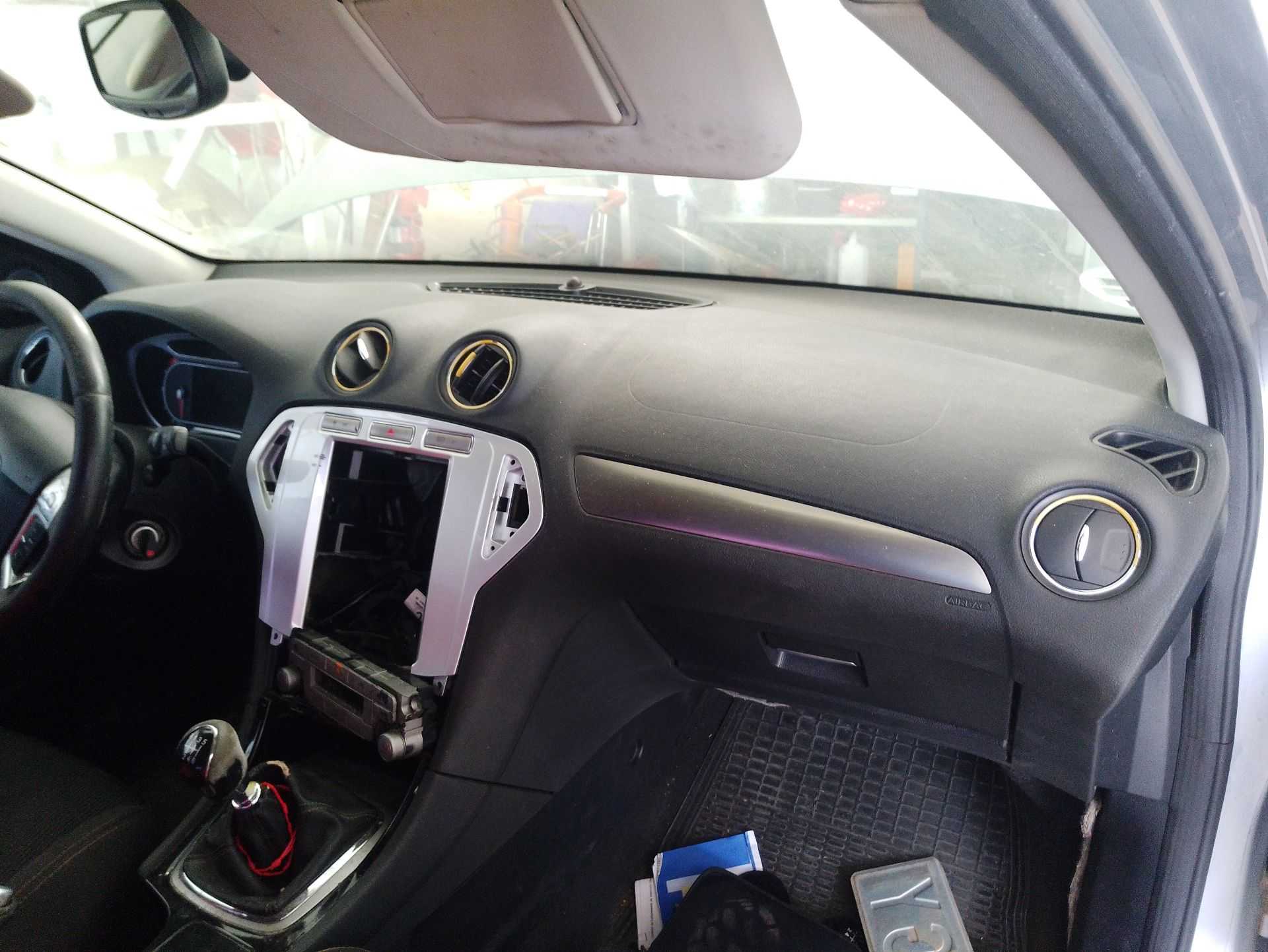 Recambio de salpicadero para ford mondeo iv (ba7) 2.0 tdci referencia OEM IAM 1727185  