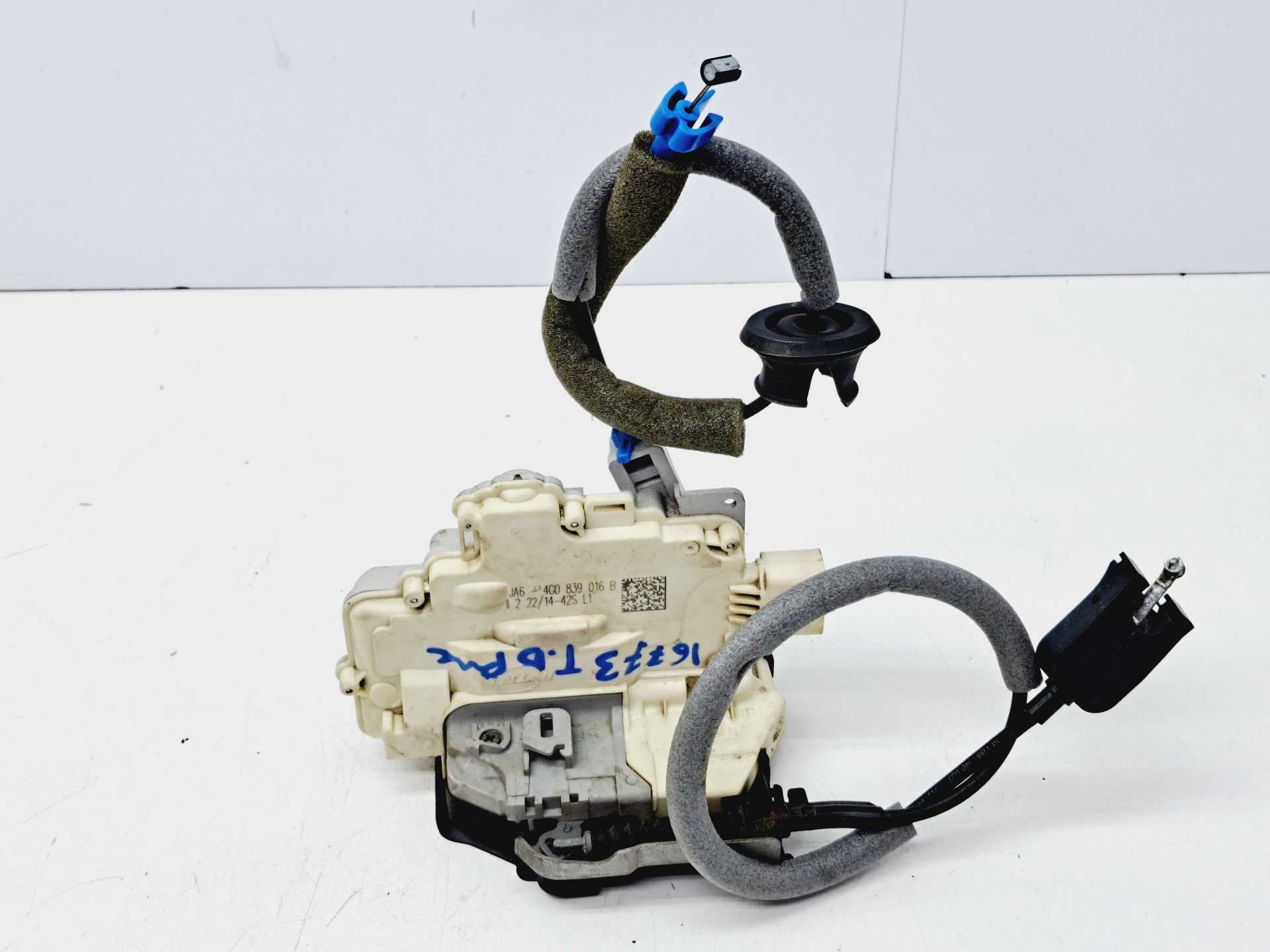 Recambio de cerradura puerta trasera derecha para audi a3 (8v) 1.6 tdi referencia OEM IAM 4G0839016B  