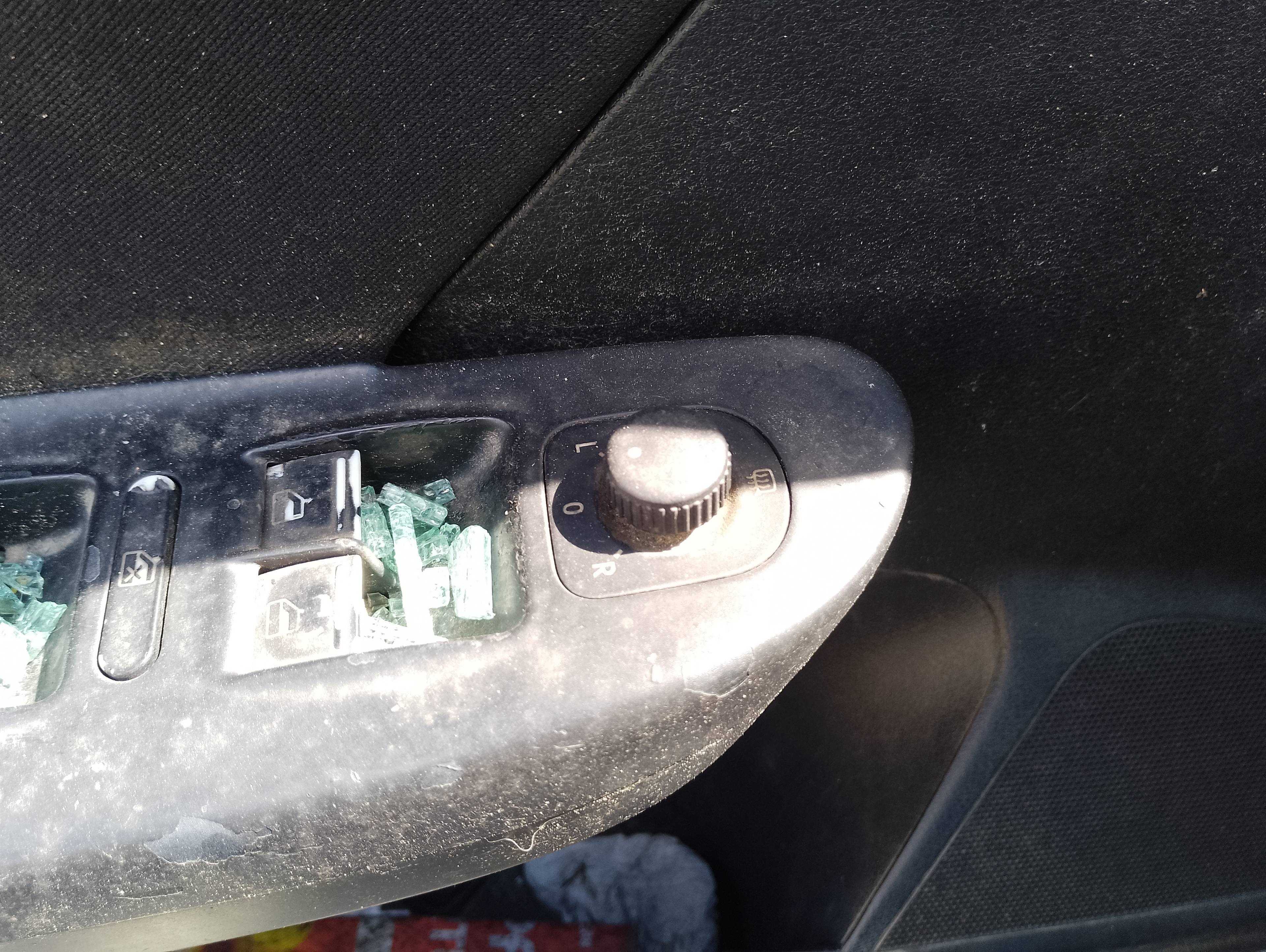 Recambio de mando retrovisor para volkswagen passat berlina (3c2) advance referencia OEM IAM   