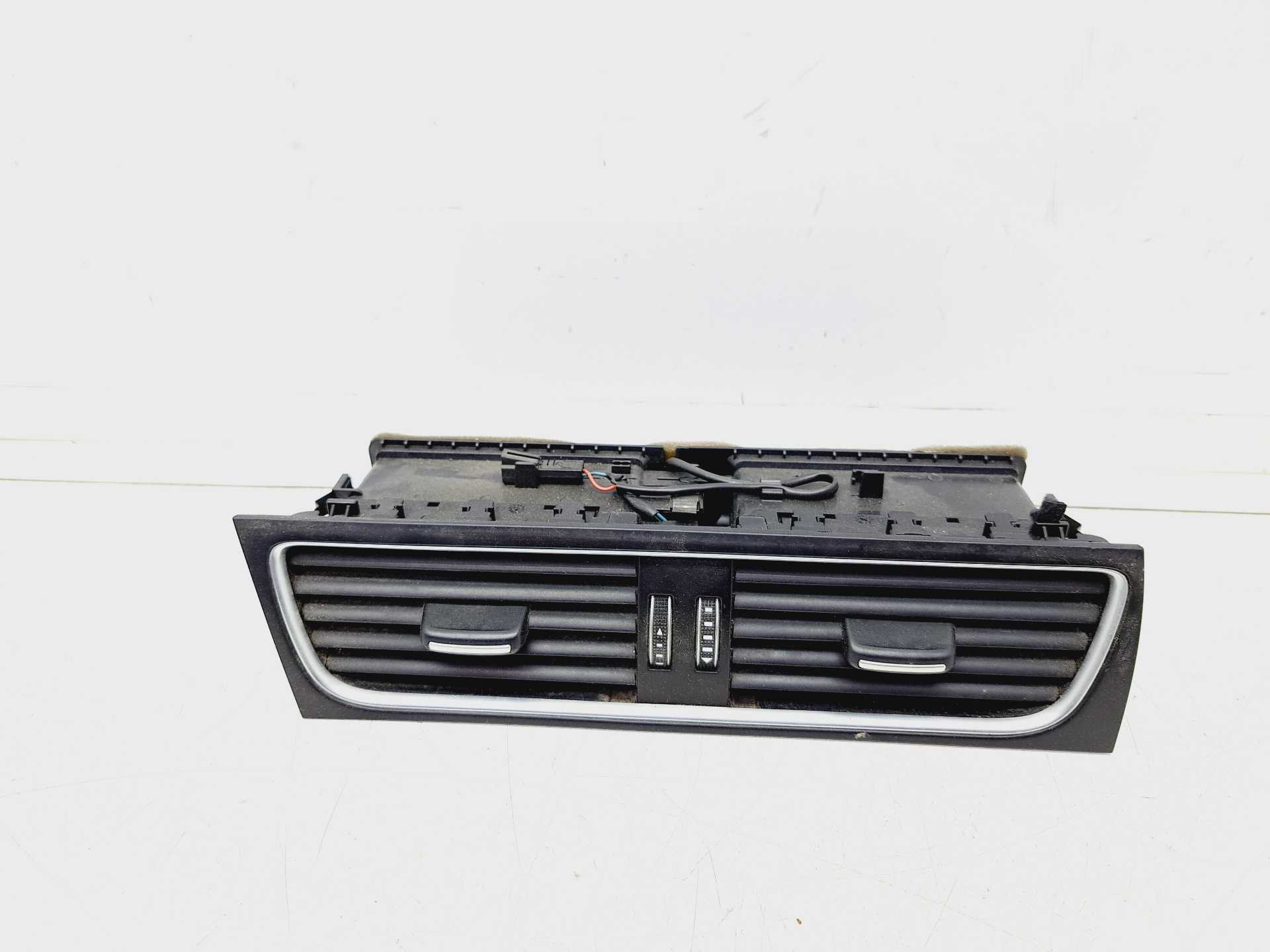 Recambio de aireador central para audi a4 ber. (b8) 2.0 16v tdi clean diesel referencia OEM IAM 8T1820951E  