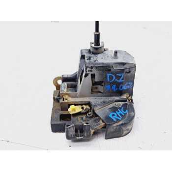 Recambio de cerradura puerta delantera izquierda para renault megane i scenic (ja0) 1.4 16v kaleido referencia OEM IAM 770147317