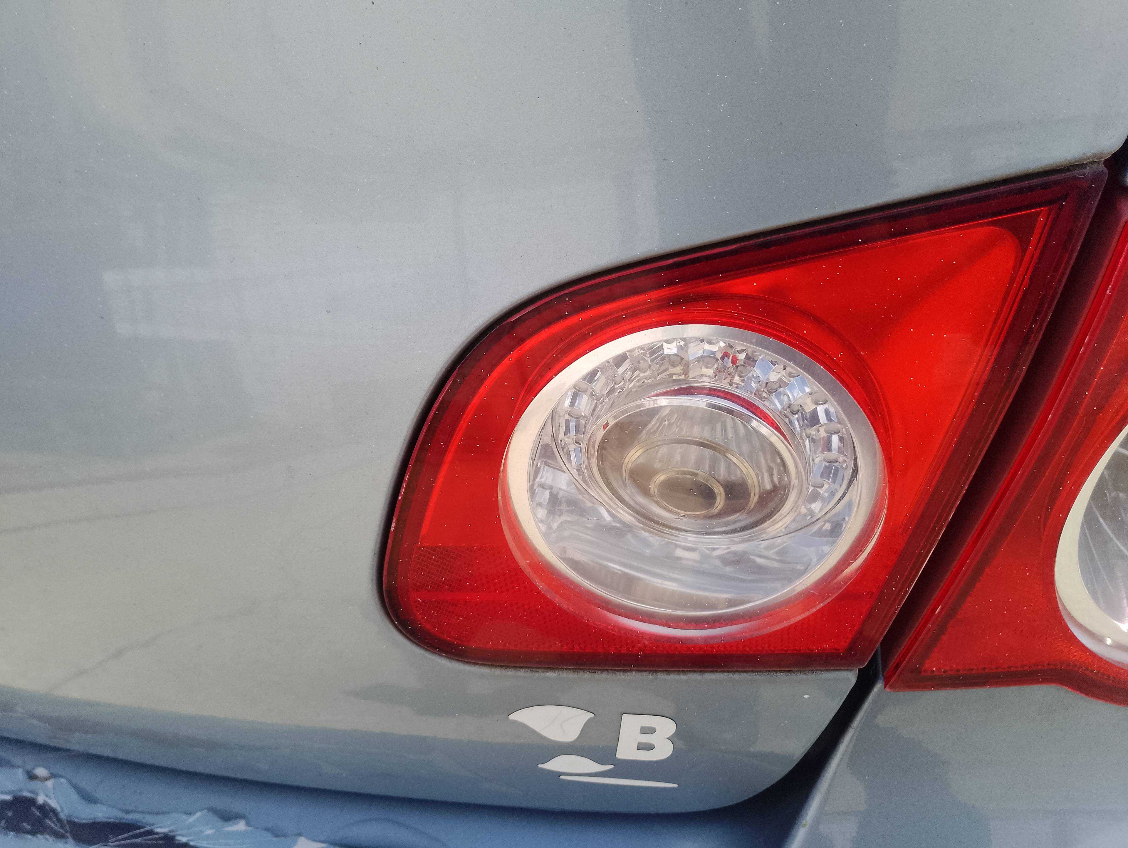 Recambio de piloto porton trasero derecho para volkswagen passat berlina (3c2) advance referencia OEM IAM   