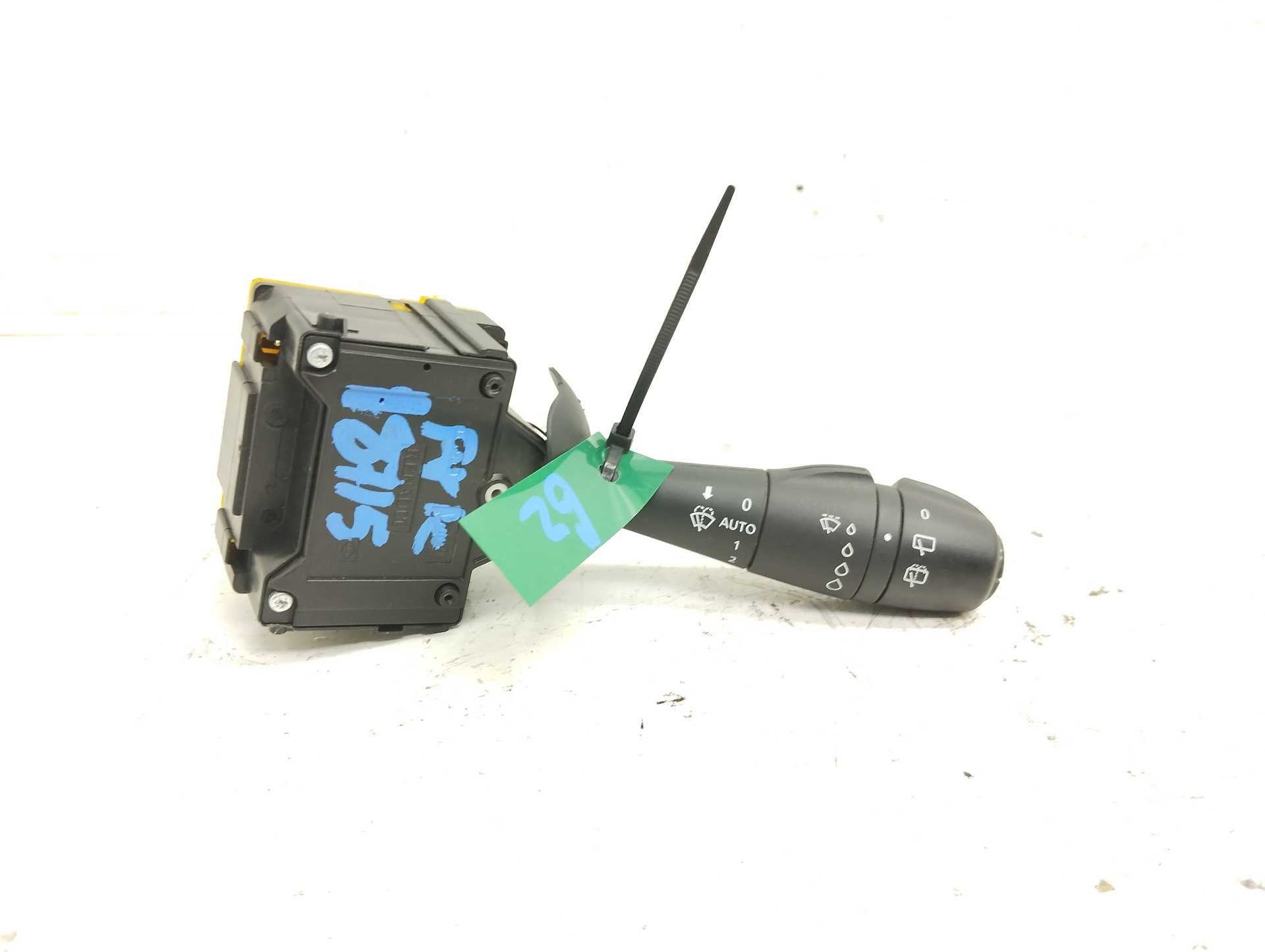 Recambio de mando limpia para renault captur dynamique referencia OEM IAM 255676085R E106703251 