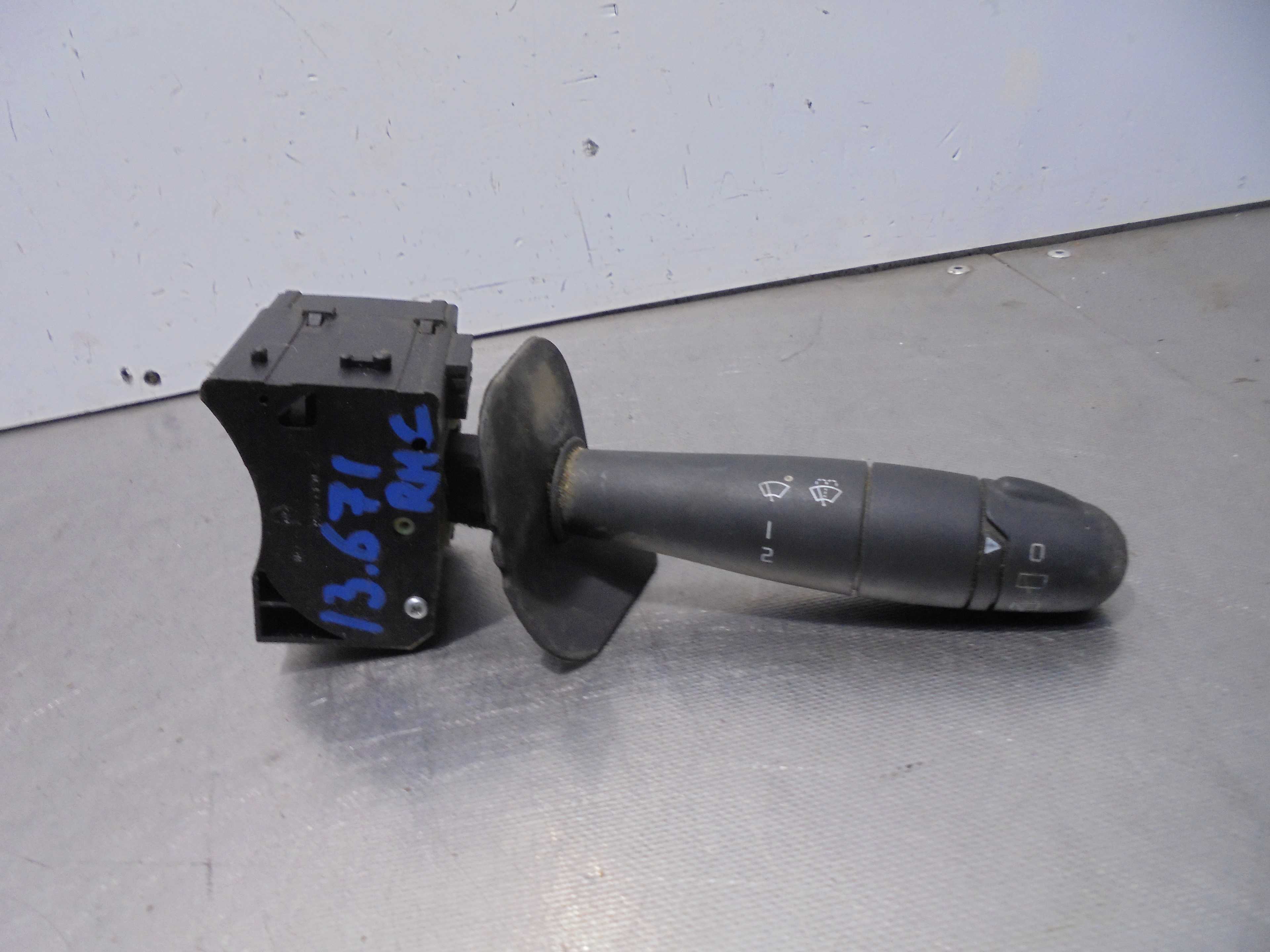 Recambio de mando limpia para renault kangoo (f/kc0) 1.9 dci diesel cat referencia OEM IAM   