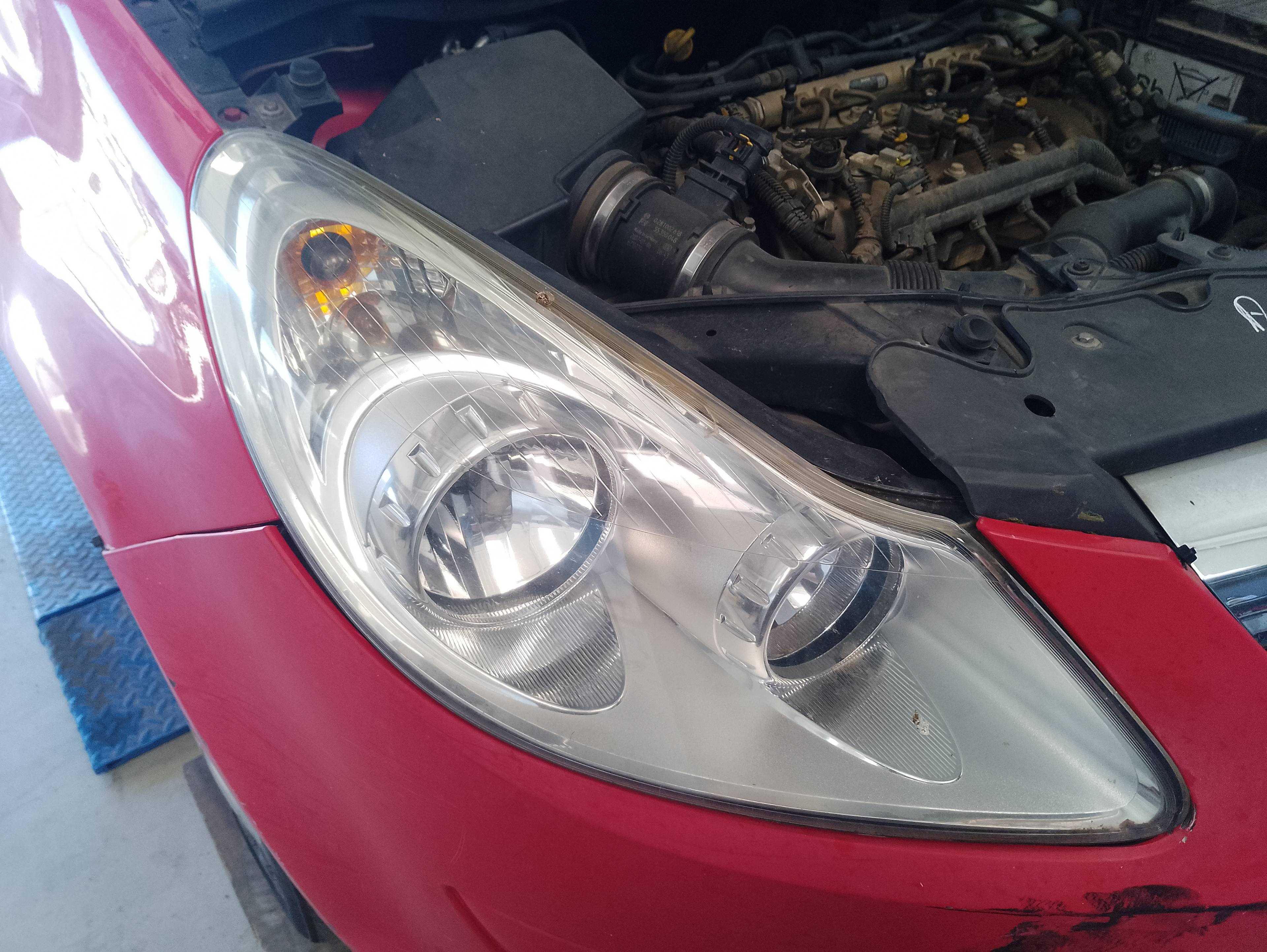 Recambio de faro derecho para opel corsa d 1.2 16v referencia OEM IAM   