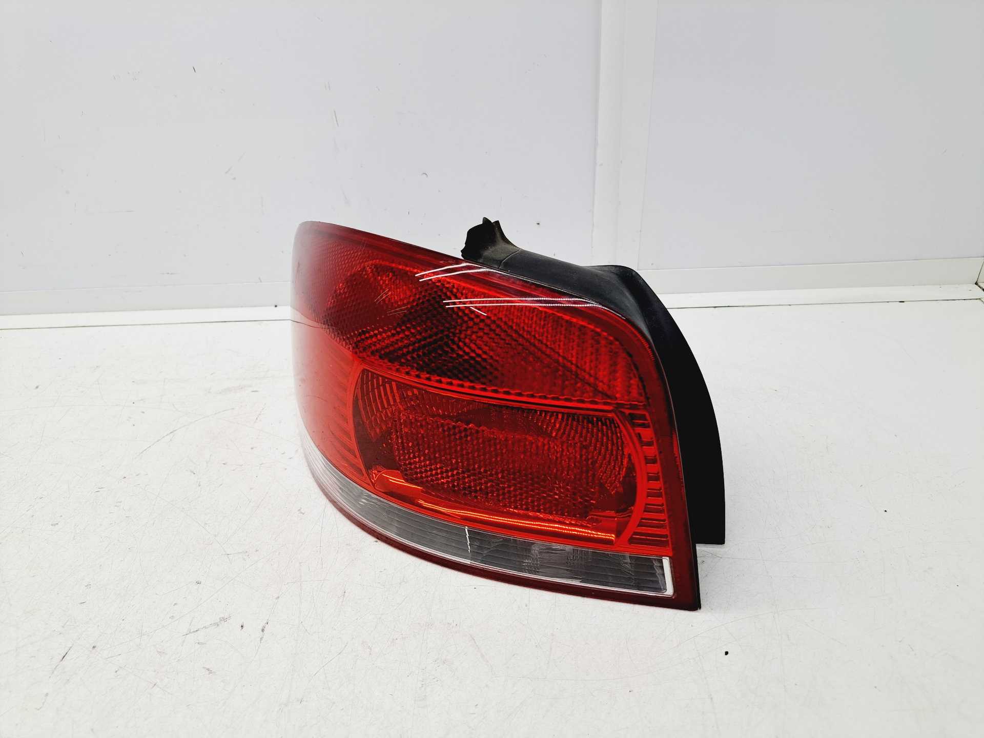 Recambio de piloto trasero izquierdo para audi a3 (8p) 2.0 tdi referencia OEM IAM 8P0945095 280401 