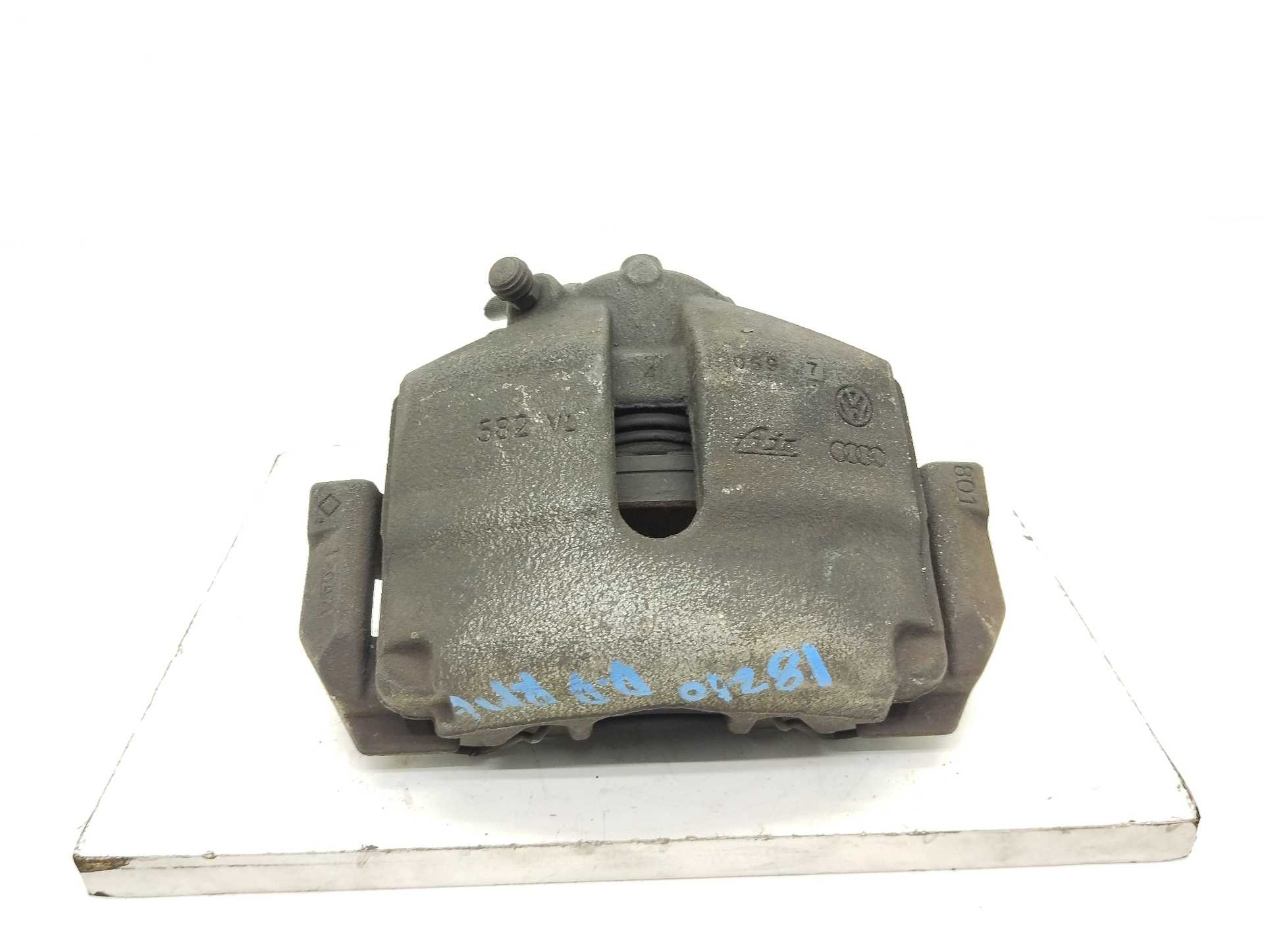 Recambio de pinza de freno delantera derecha para audi a3 (8p) 2.0 tdi referencia OEM IAM  ATE 