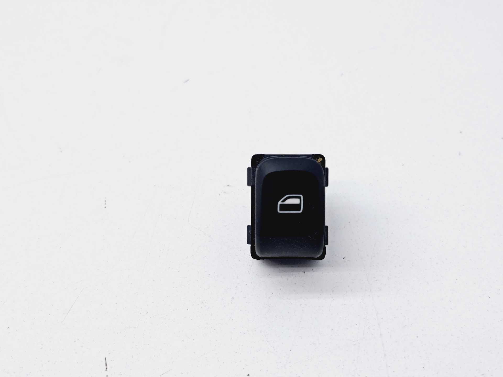 Recambio de mando elevalunas delantero derecho para audi a3 (8v) 1.6 tdi referencia OEM IAM 8V0959855  
