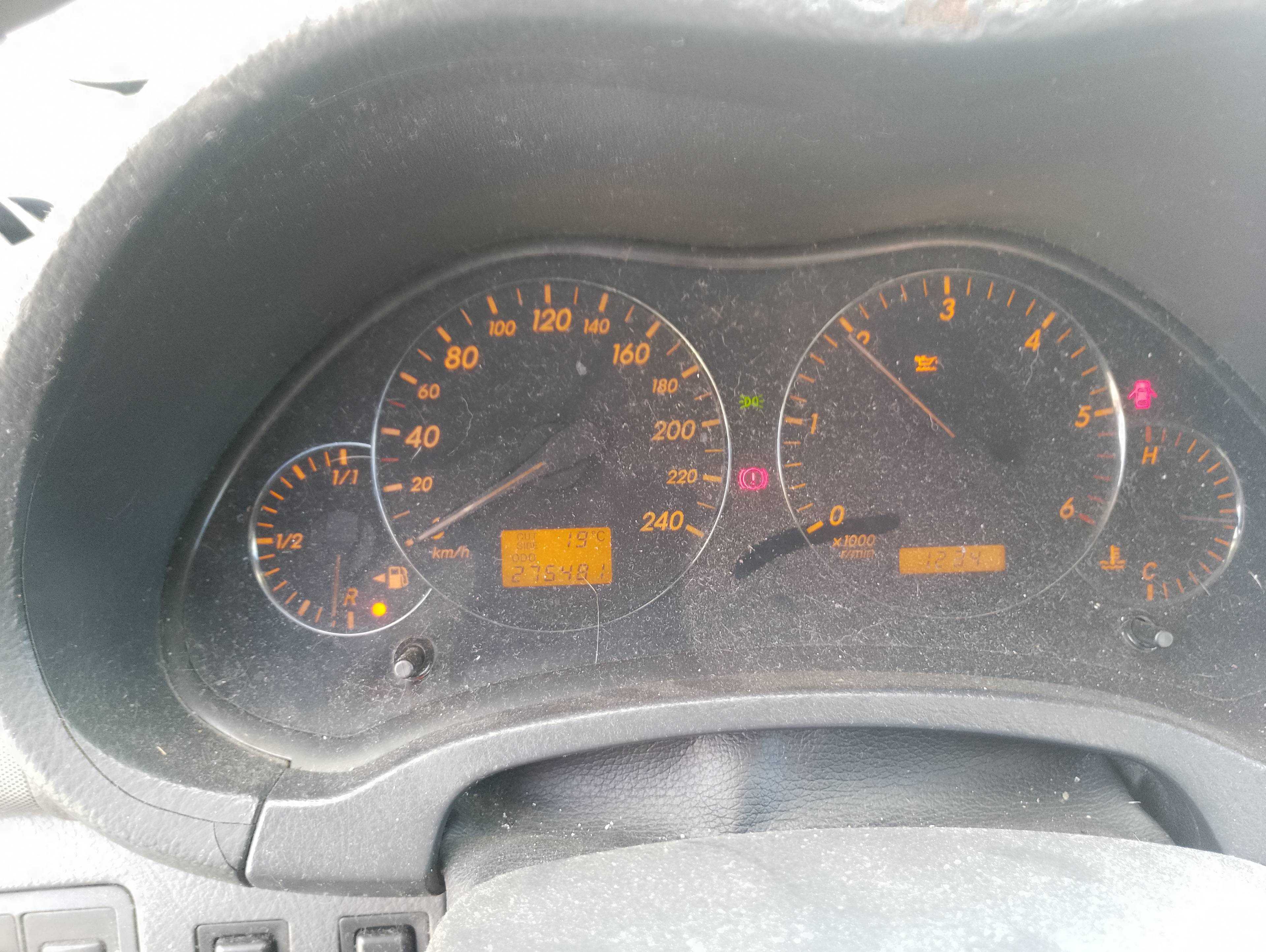 Recambio de cuadro instrumentos para toyota avensis berlina (t25) 2.0 d4-d executive berlina (5-ptas.) referencia OEM IAM   