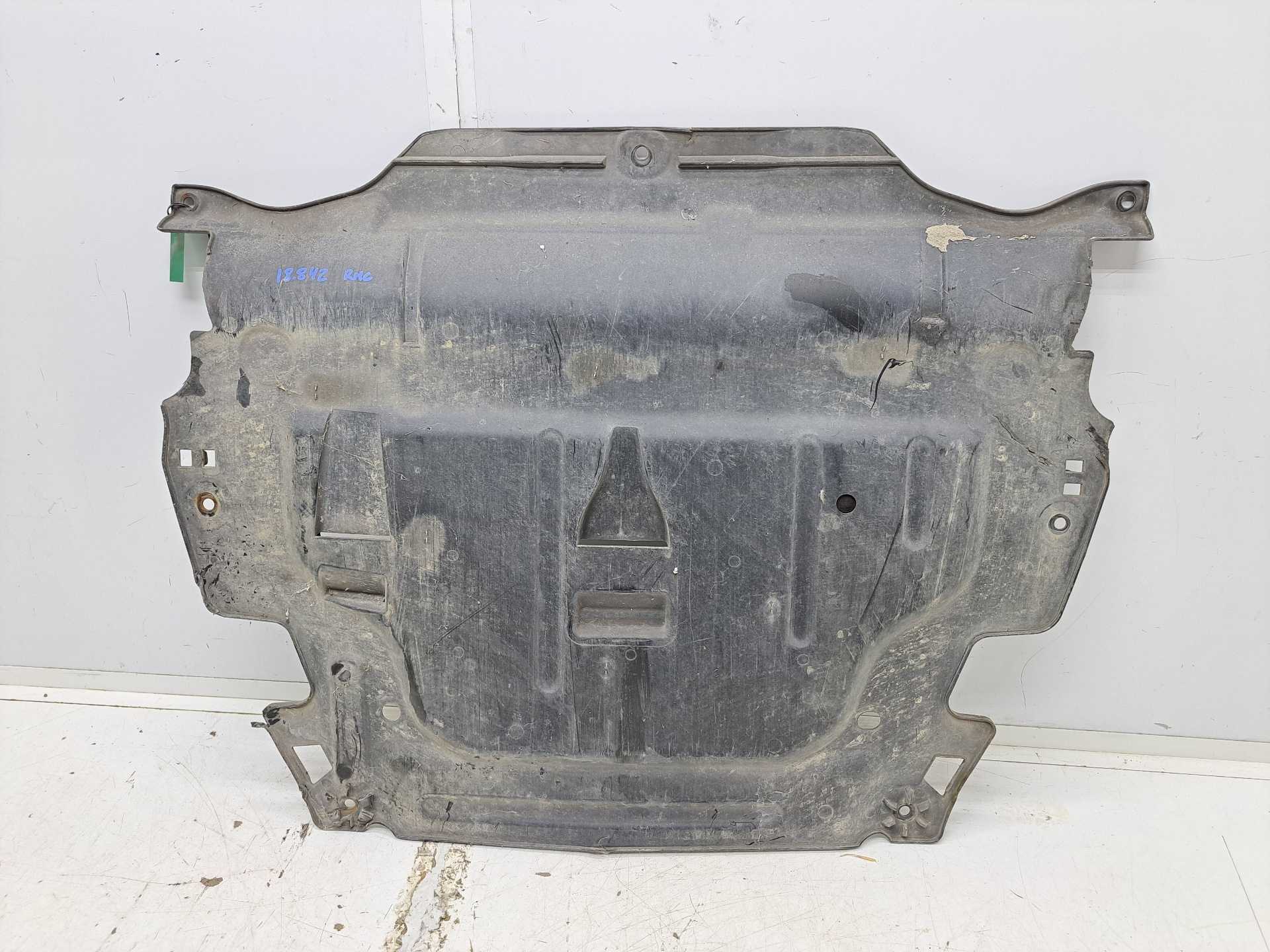 Recambio de cubrecarter para ford mondeo ber. (ca2) ghia referencia OEM IAM   