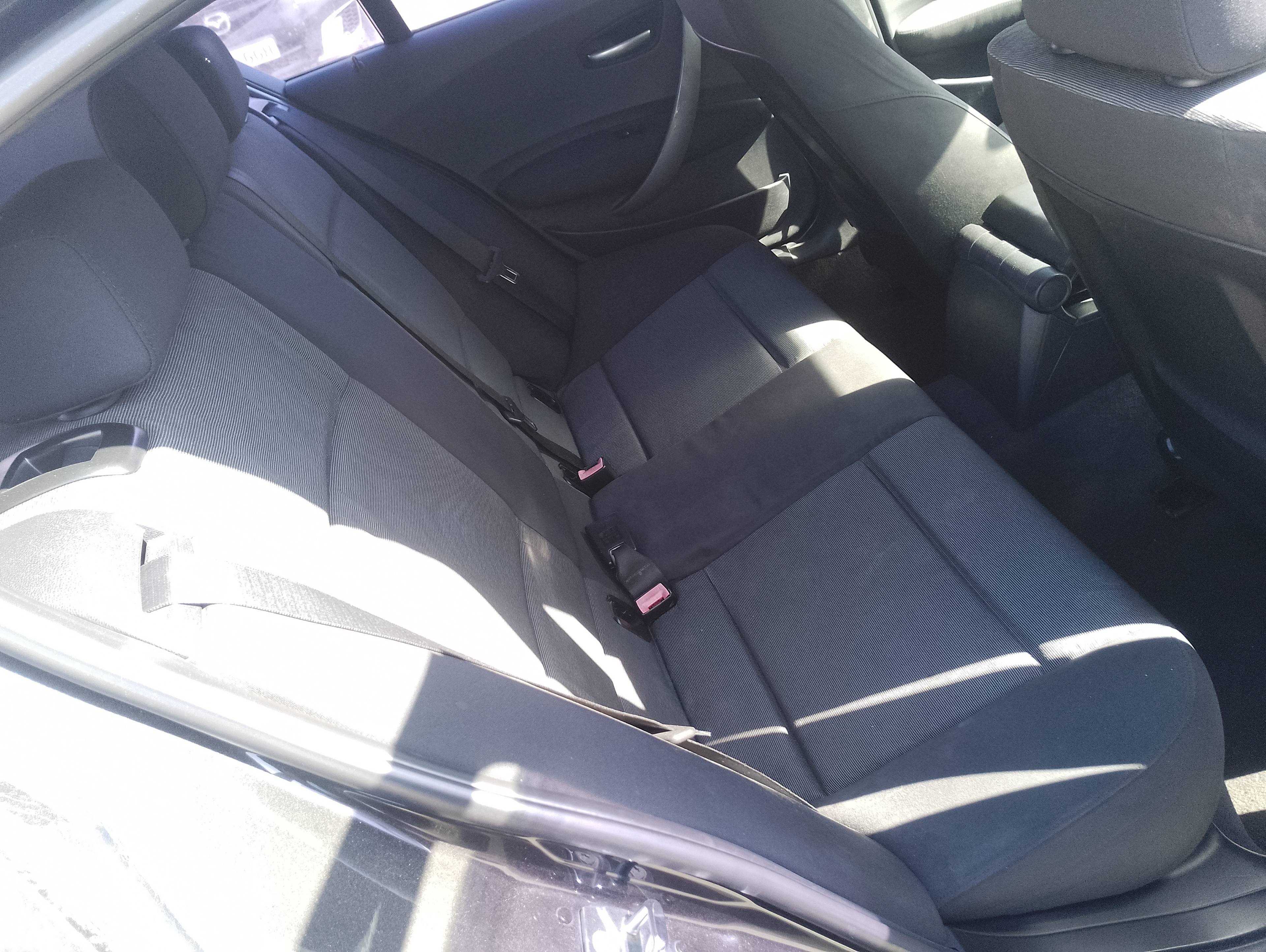 Recambio de asientos traseros para bmw serie 1 berlina (e81/e87) 118d referencia OEM IAM   