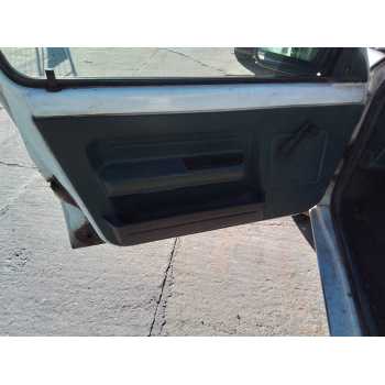 GUARNECIDO PUERTA DELANTERA IZQUIERDA 