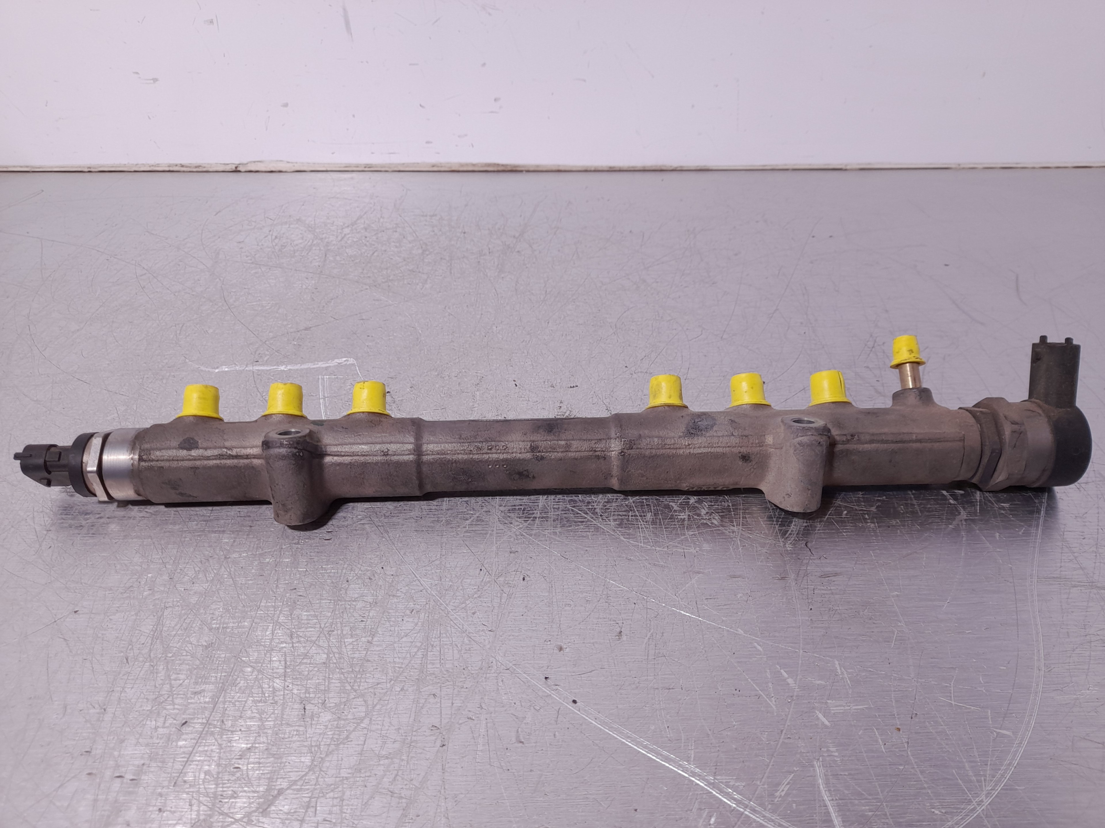 Recambio de rampa inyectora para volvo xc70 2.4 diesel cat referencia OEM IAM 0445215023 31259011 