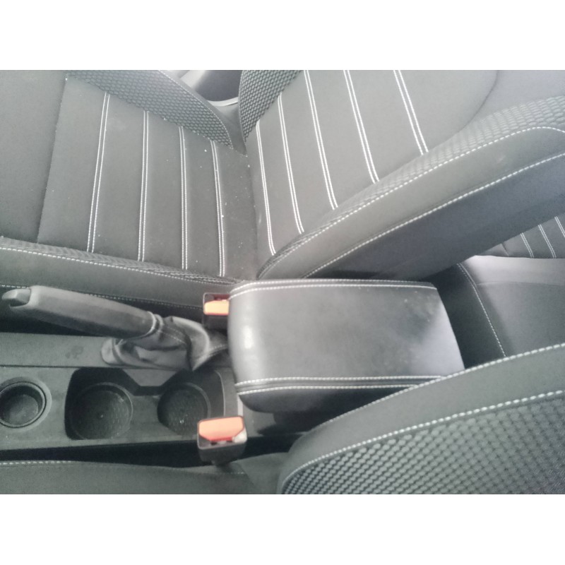Recambio de apoyabrazos central para dacia duster ii comfort referencia OEM IAM 969J25252R01  