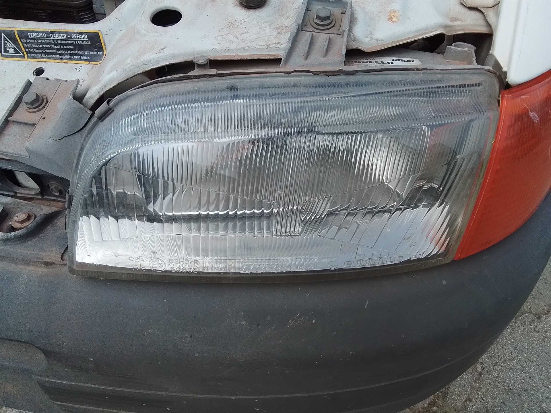 Recambio de faro izquierdo para fiat punto berlina (176) referencia OEM IAM   