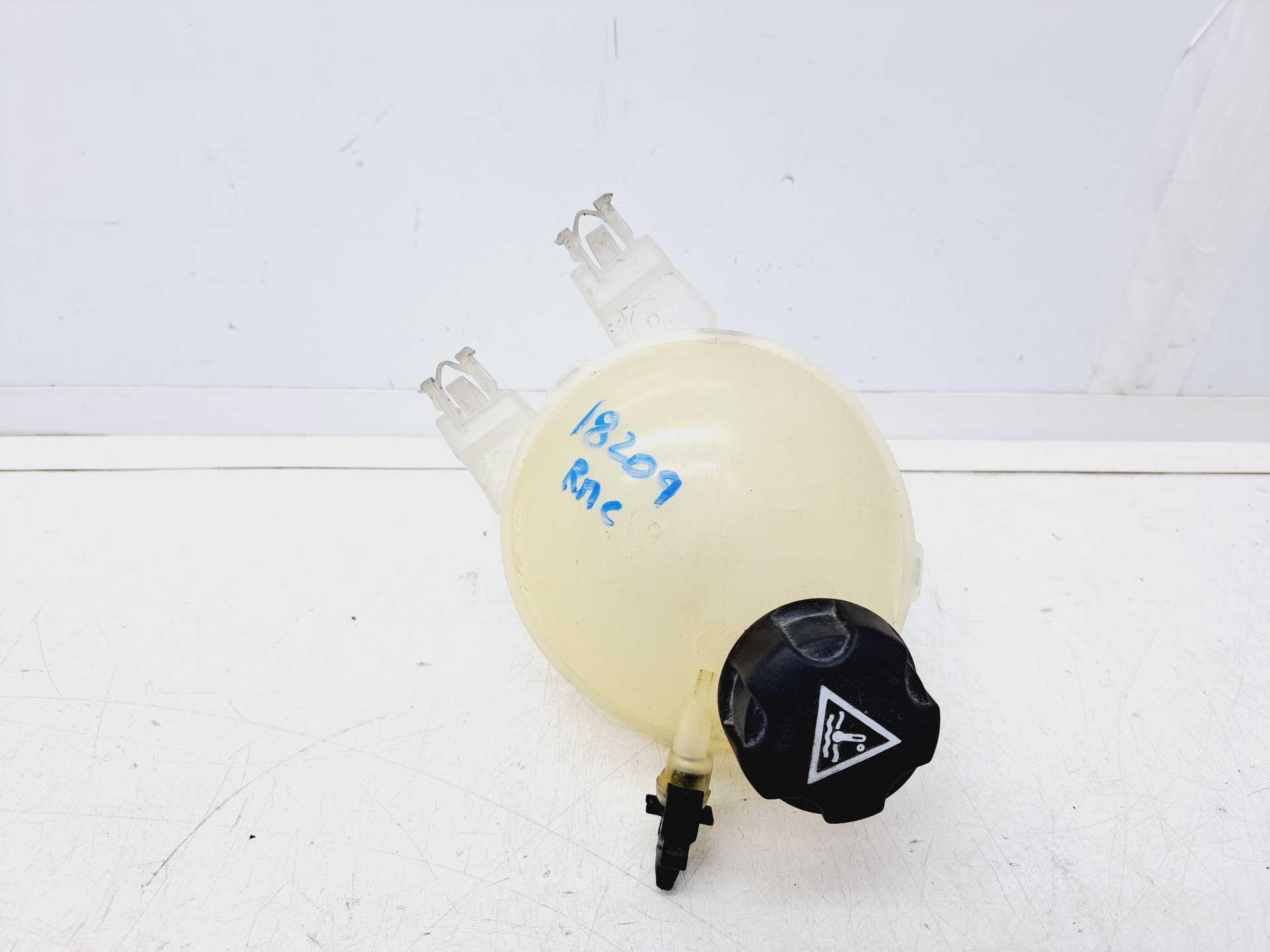 Recambio de deposito expansion para citroën c-elysée exclusive referencia OEM IAM 9800777280  