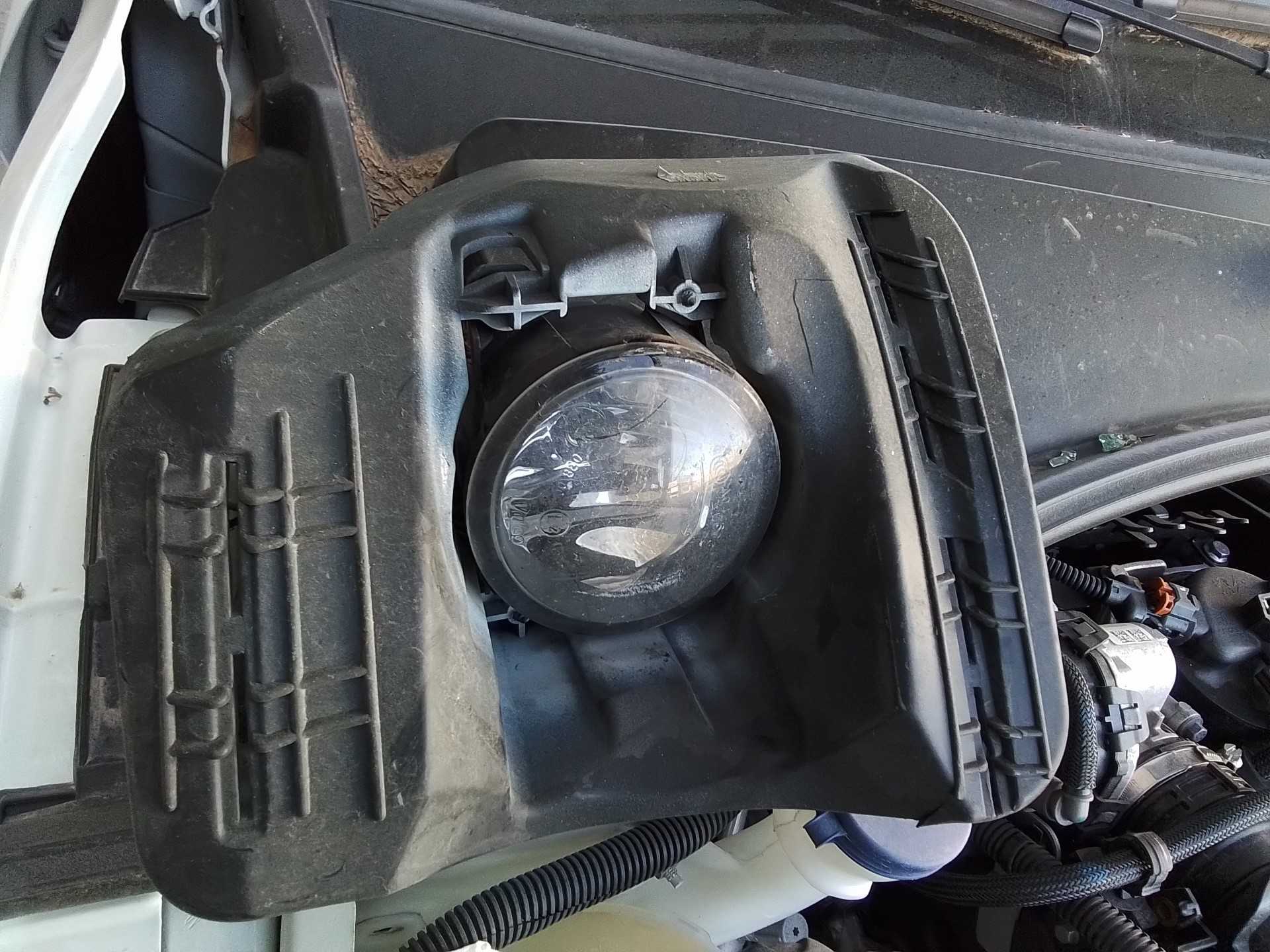 Recambio de faro antiniebla derecho para citroën c-elysée exclusive referencia OEM IAM   