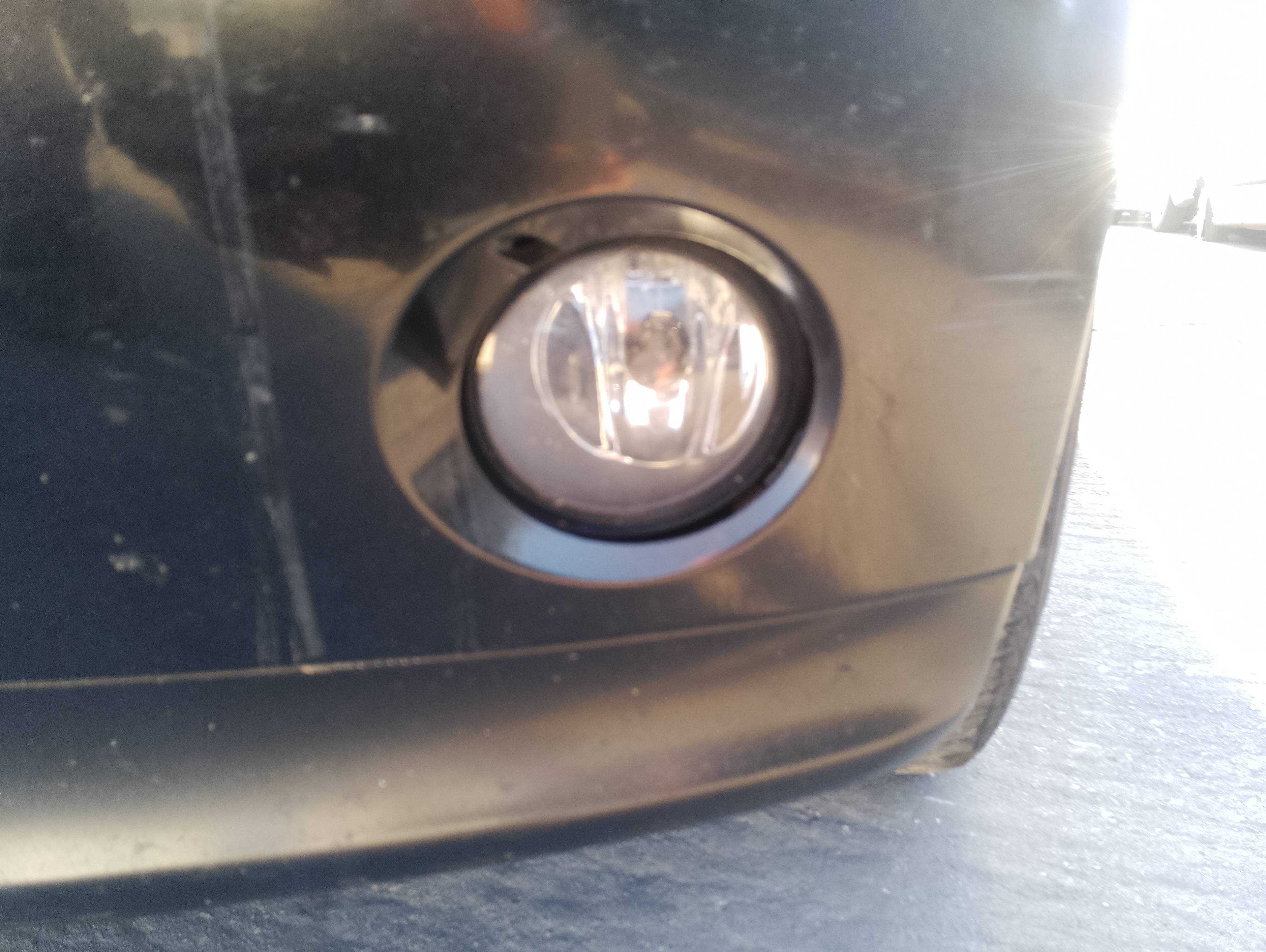 Recambio de faro antiniebla izquierdo para bmw serie 1 berlina (e81/e87) 118d referencia OEM IAM   