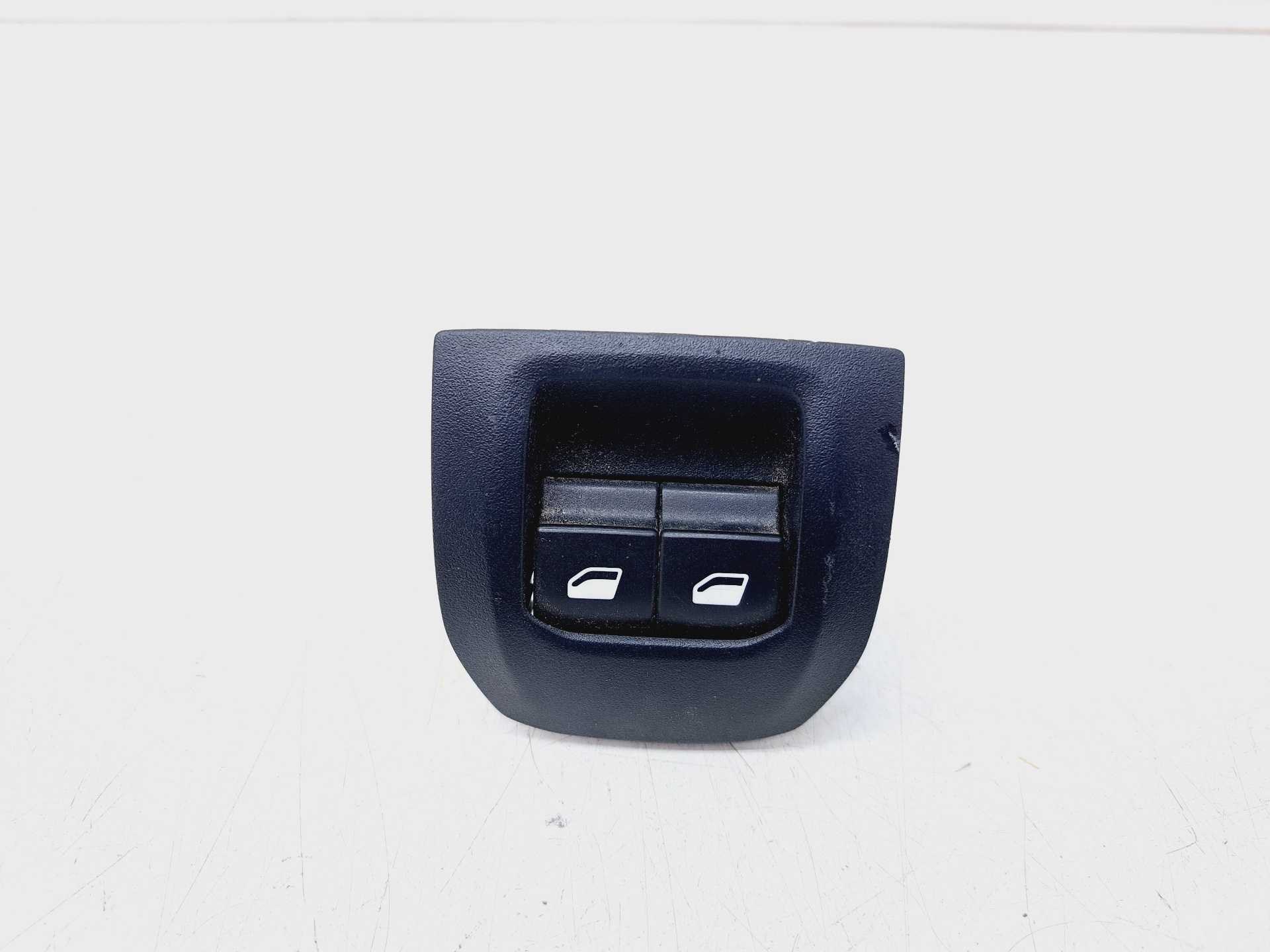 Recambio de mando elevalunas trasero derecho para citroën c-elysée exclusive referencia OEM IAM 9674559377  
