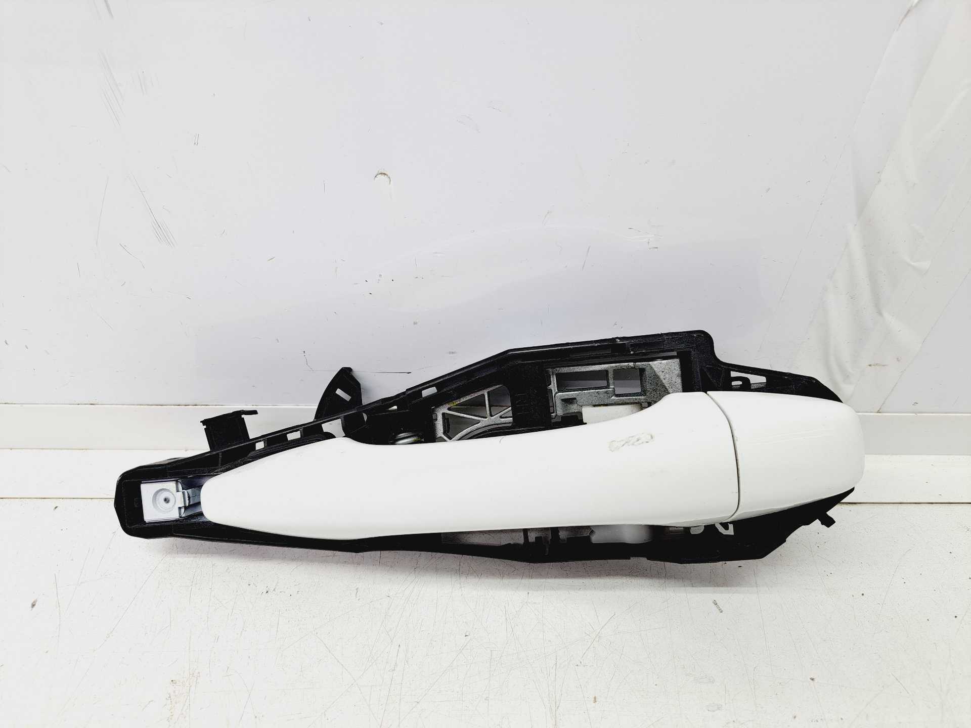 Recambio de maneta exterior delantera derecha para citroën c-elysée exclusive referencia OEM IAM 9807652880  