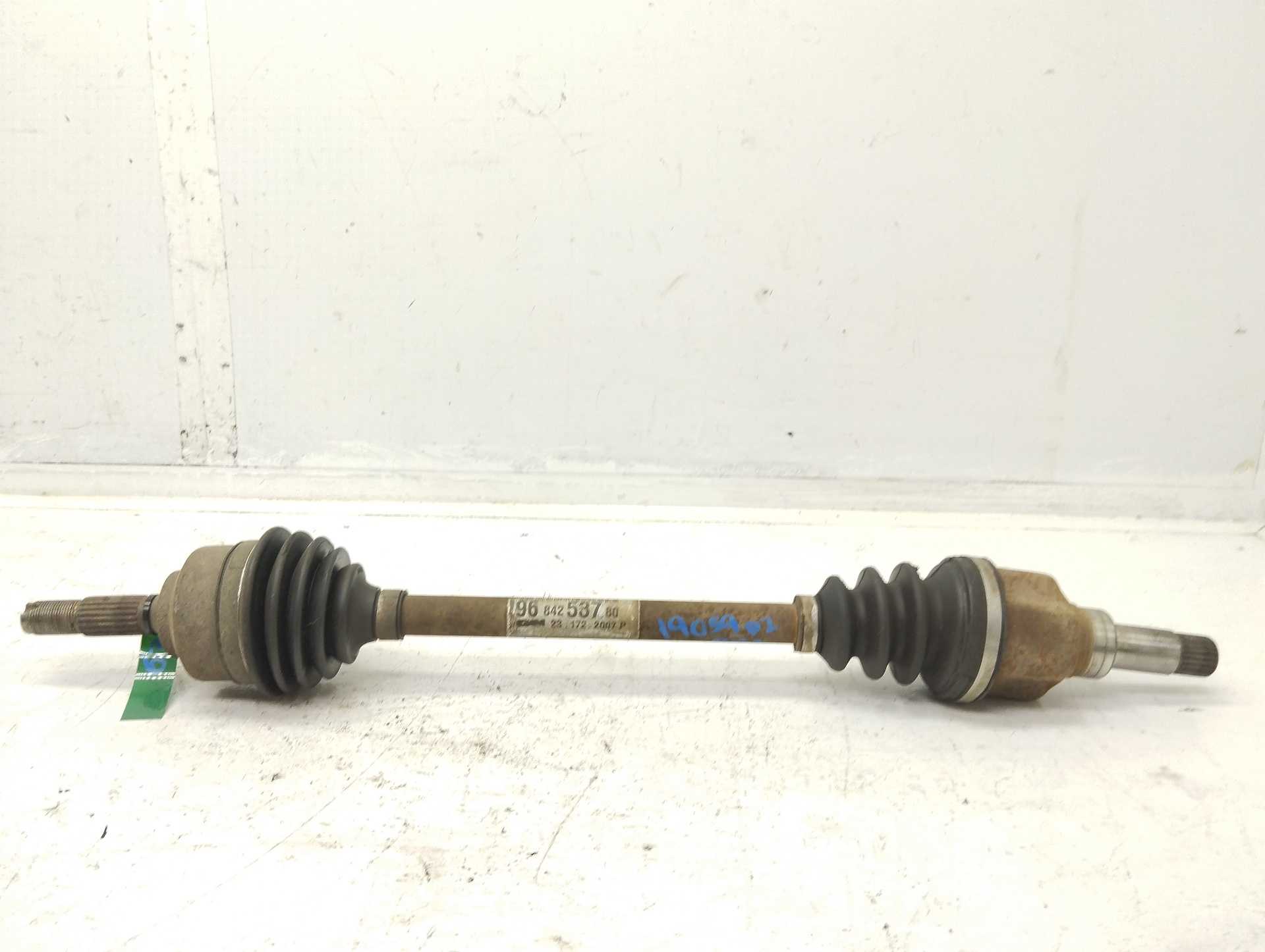 Recambio de transmision delantera izquierda para citroën c3 collection referencia OEM IAM 9684253780  