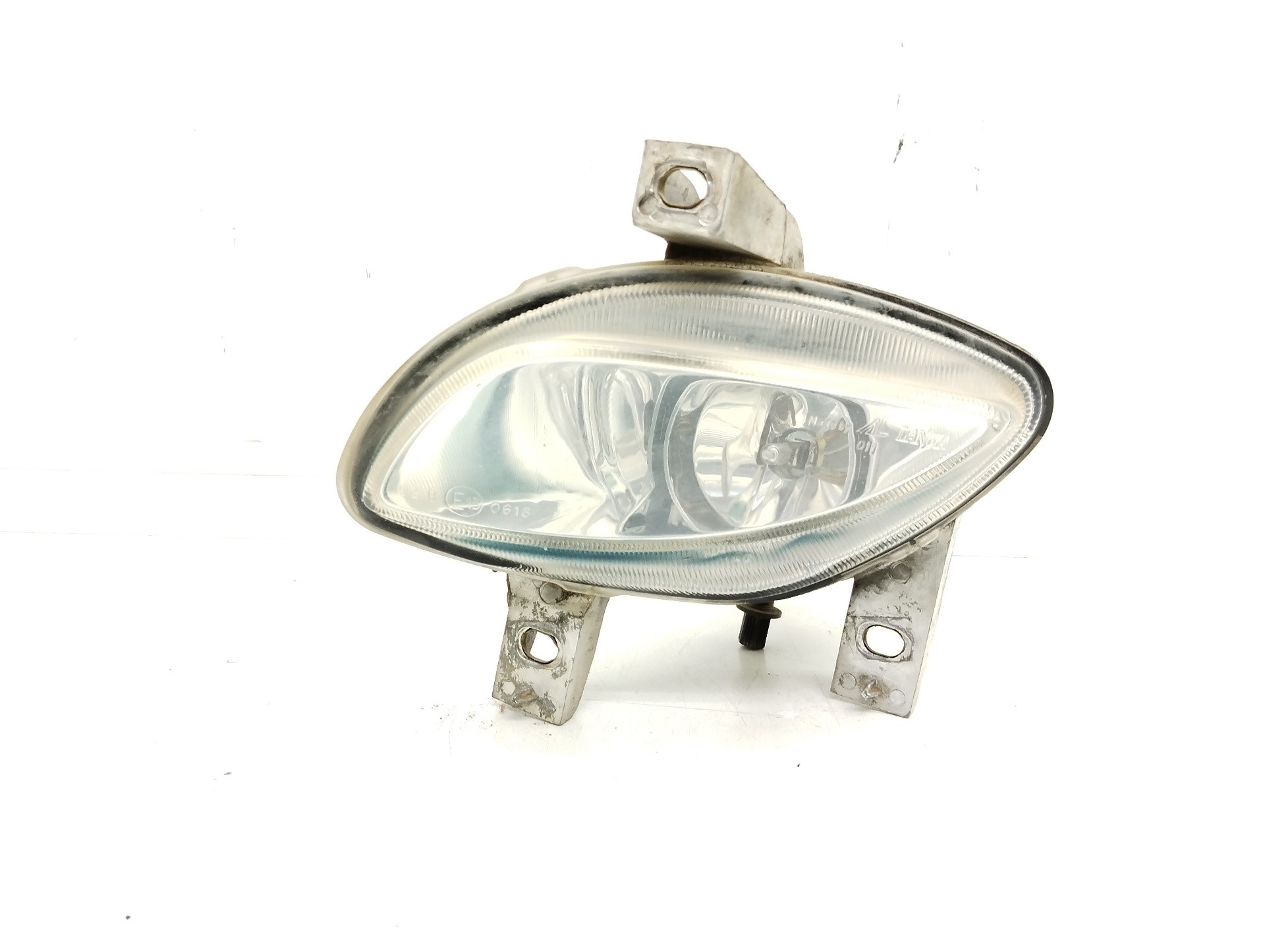 Recambio de faro antiniebla izquierdo para lancia lancia y 1.2 8v vanity referencia OEM IAM   