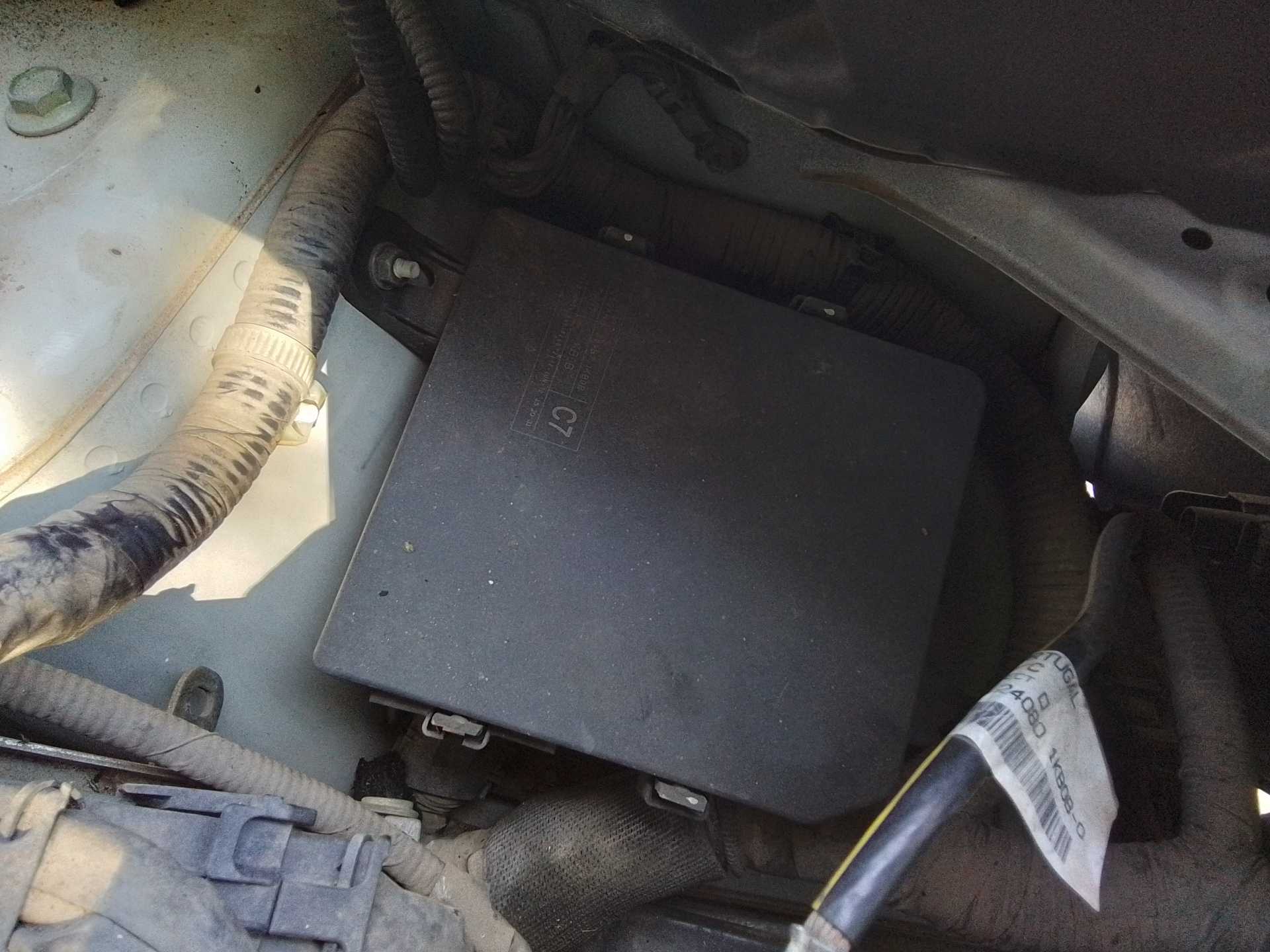 Recambio de caja reles / fusibles para nissan juke (f15) acenta referencia OEM IAM   