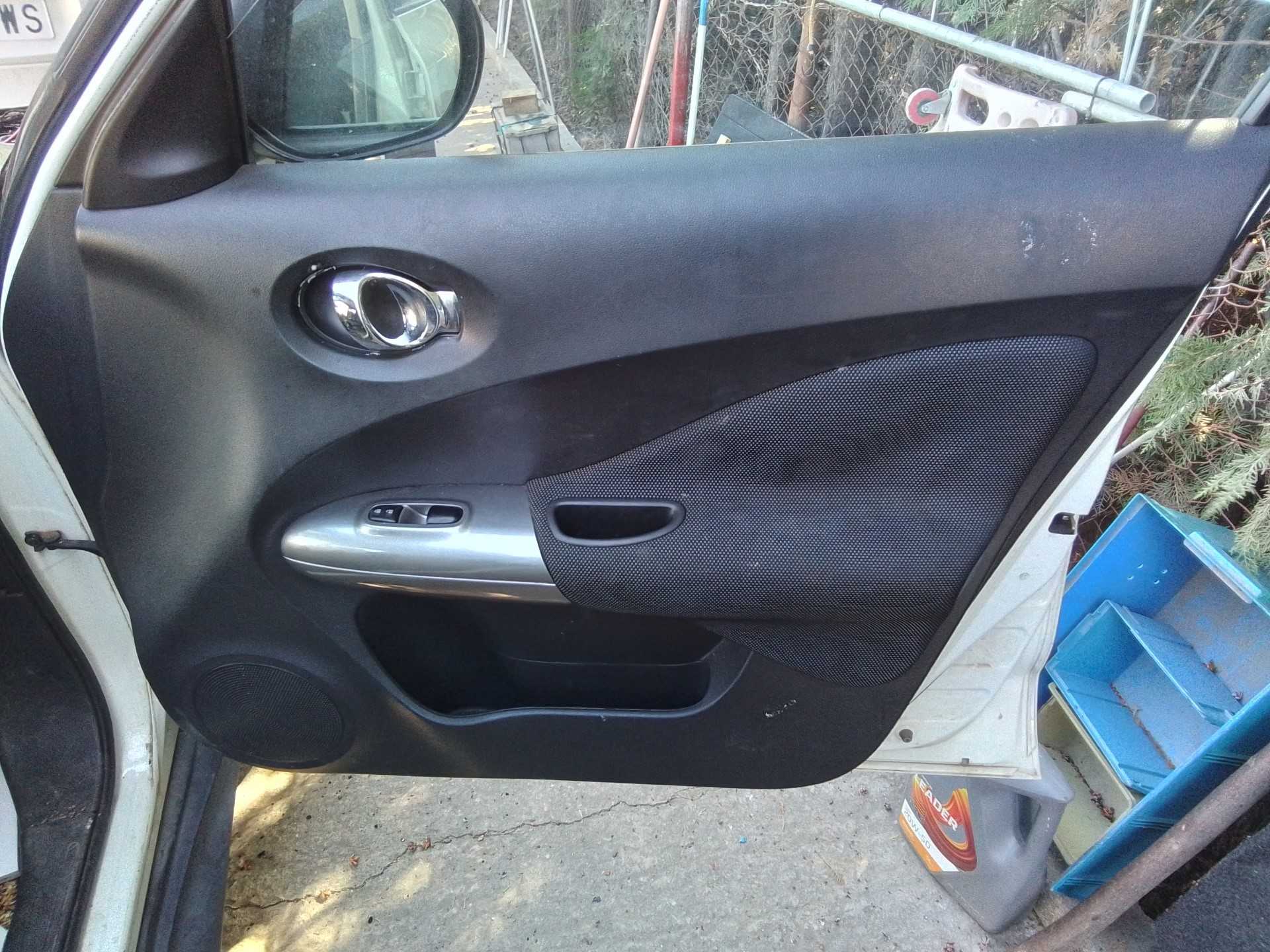 Recambio de guarnecido puerta delantera derecha para nissan juke (f15) acenta referencia OEM IAM   