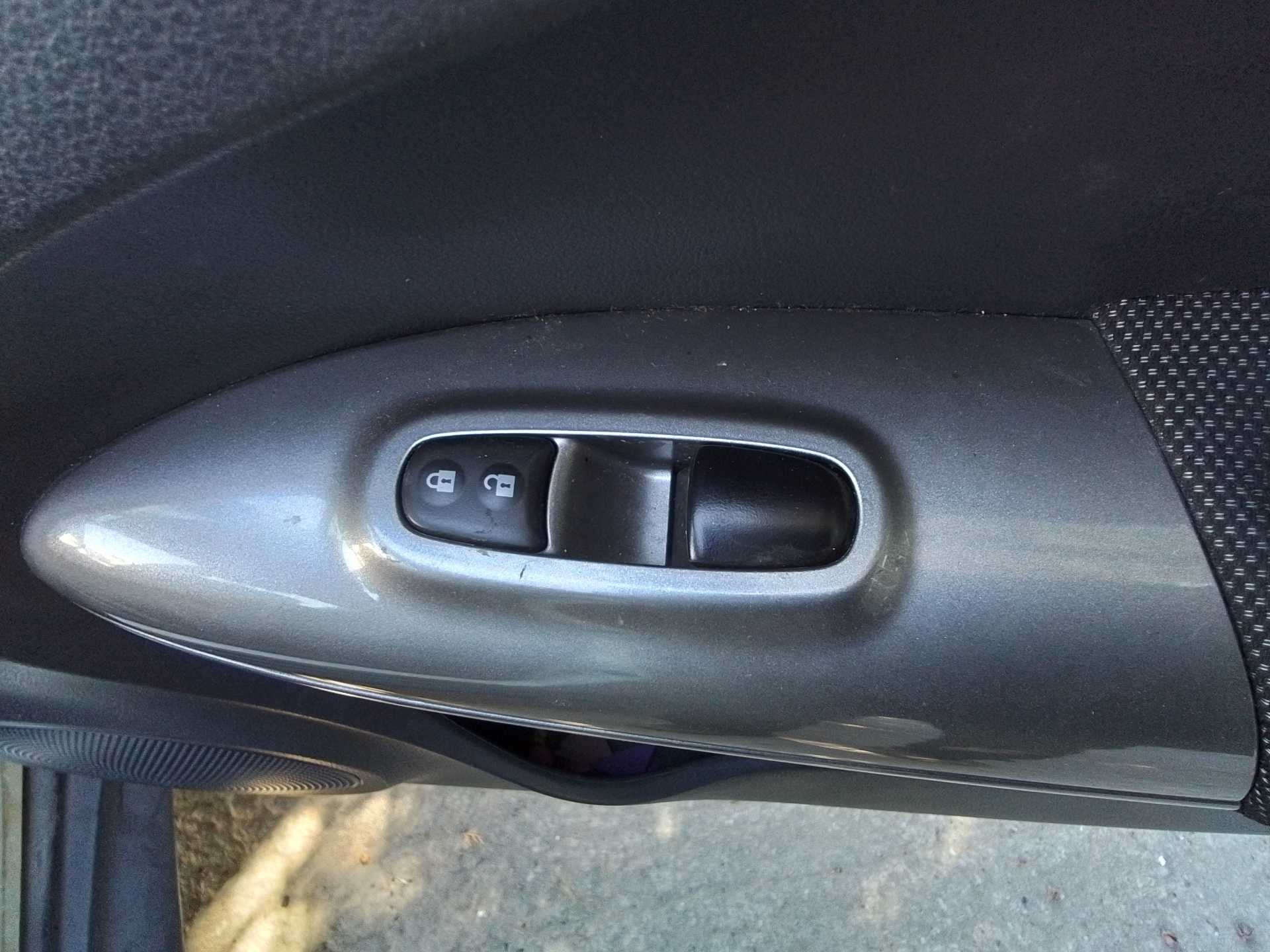 Recambio de mando elevalunas delantero derecho para nissan juke (f15) acenta referencia OEM IAM   