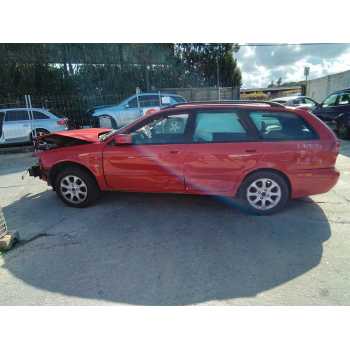 volvo v40 familiar del año 2001
