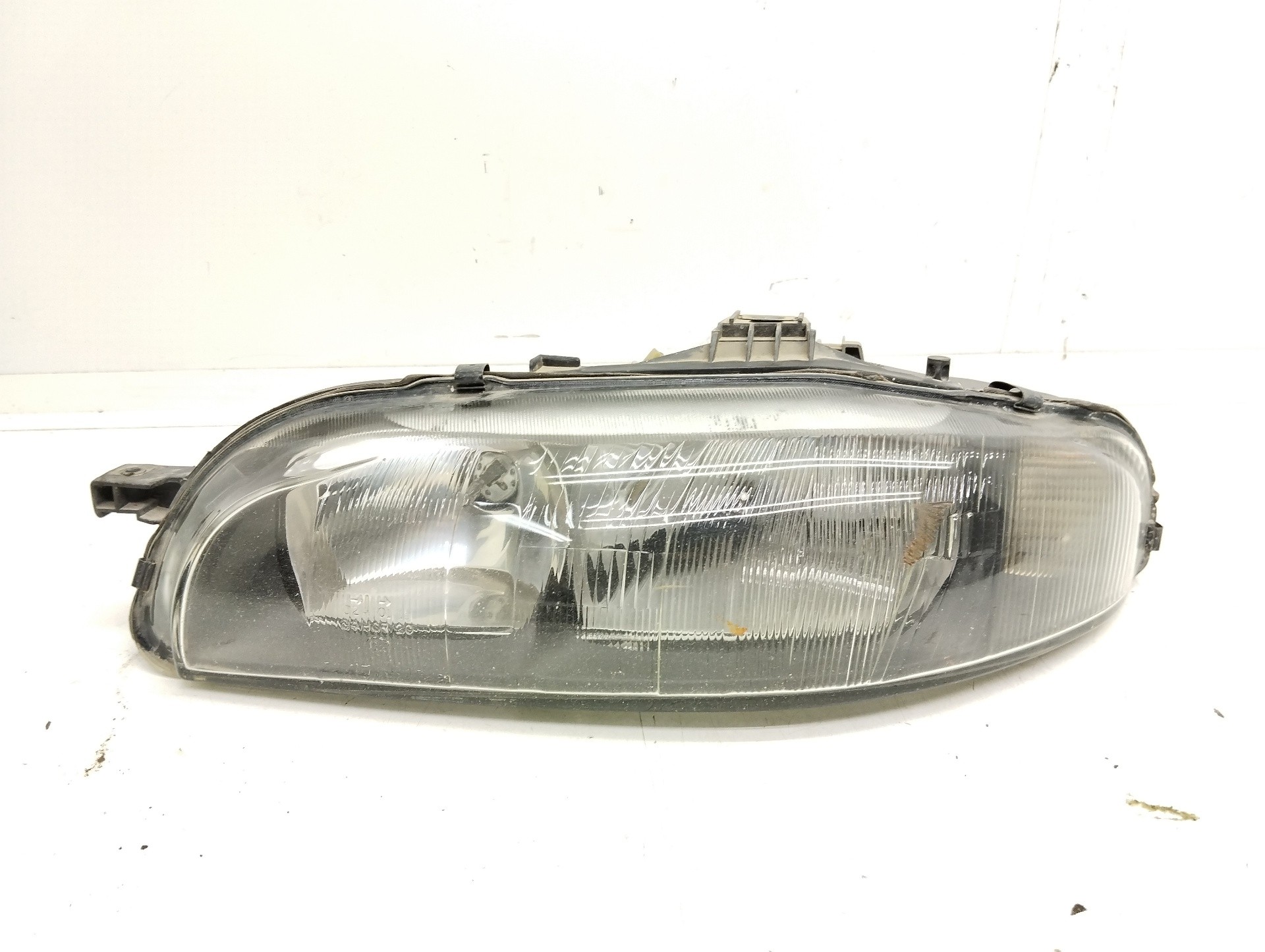Recambio de faro izquierdo para fiat brava (182) 1.4 12v s referencia OEM IAM   